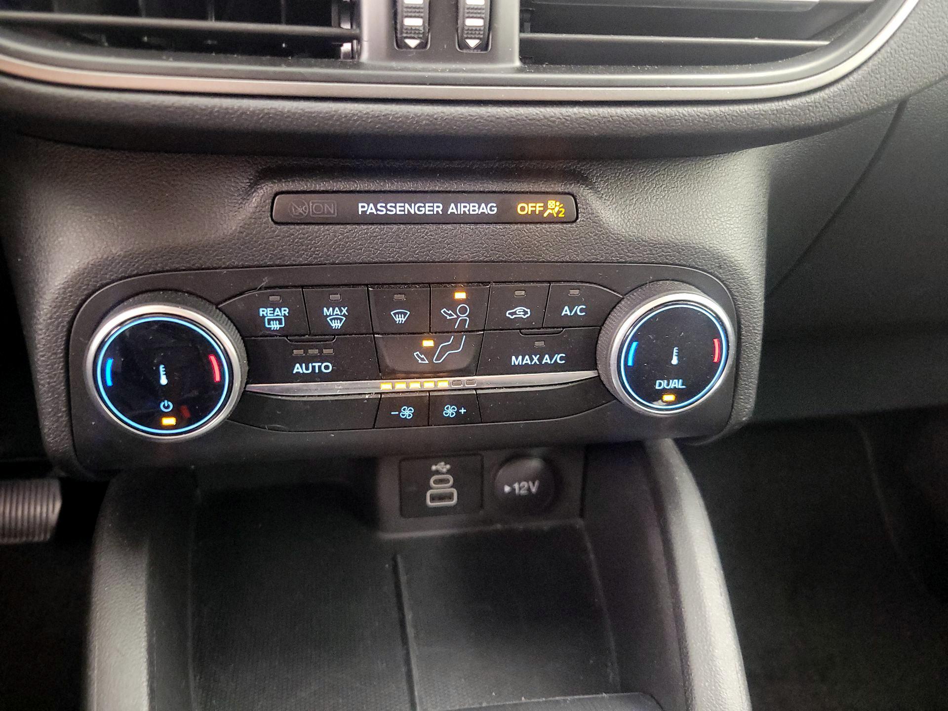 Thumbnail: 2024 Ford Escape - 16