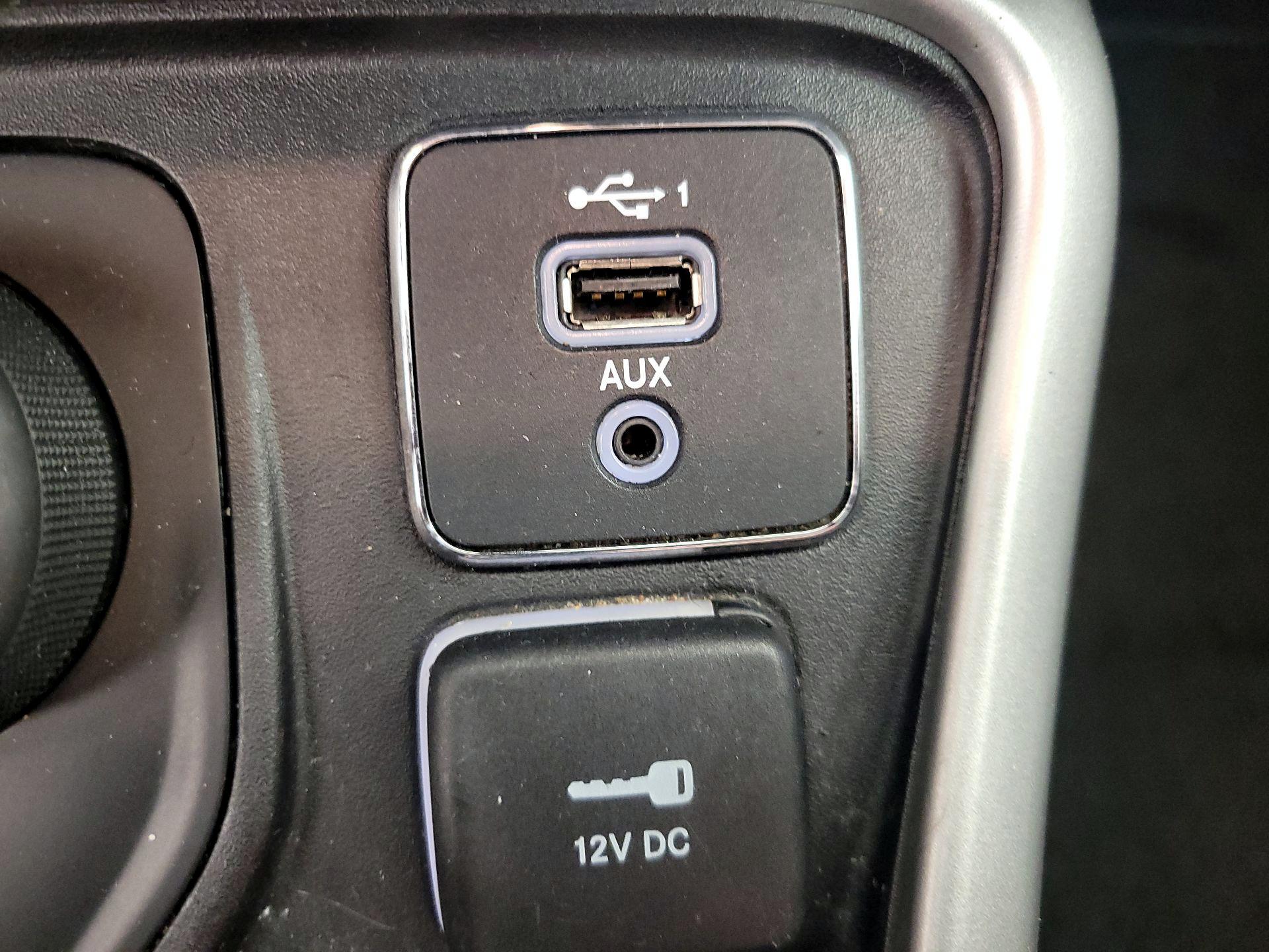 Thumbnail: 2020 Jeep Compass - 18