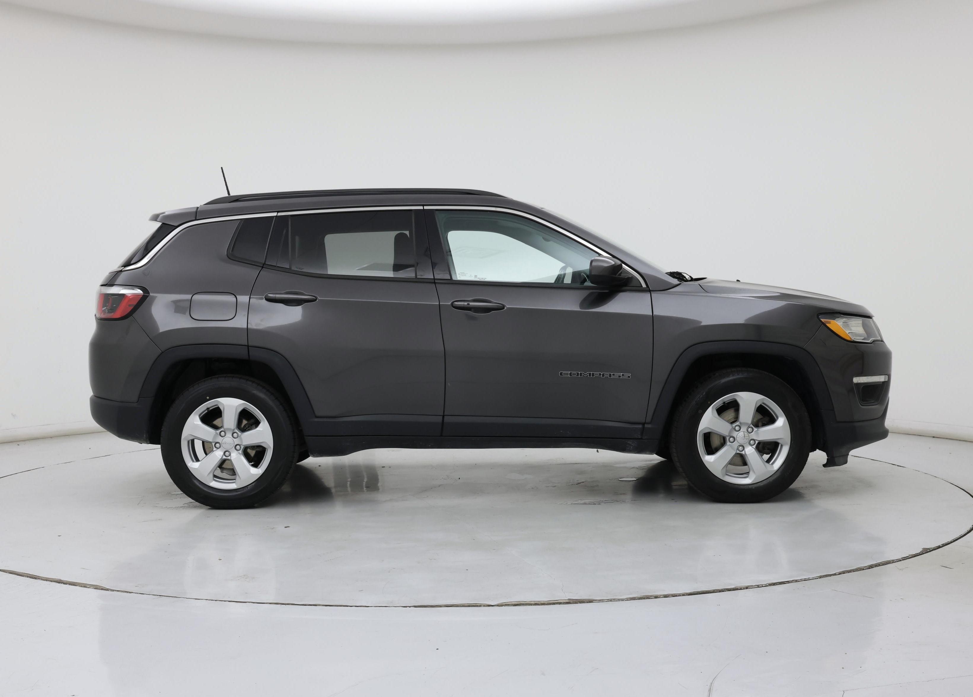 Thumbnail: 2020 Jeep Compass - 7
