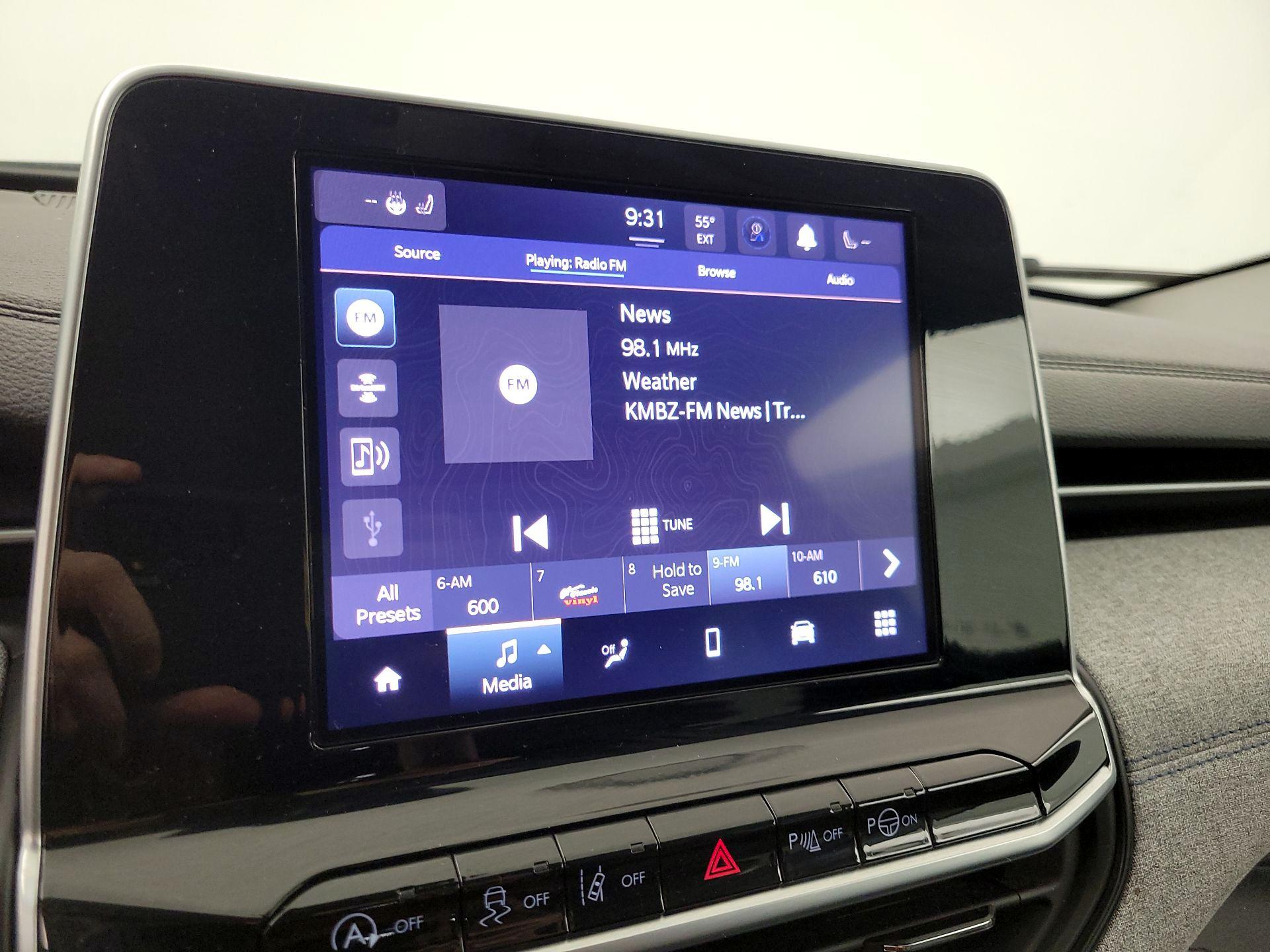 Thumbnail: 2022 Jeep Compass - 15