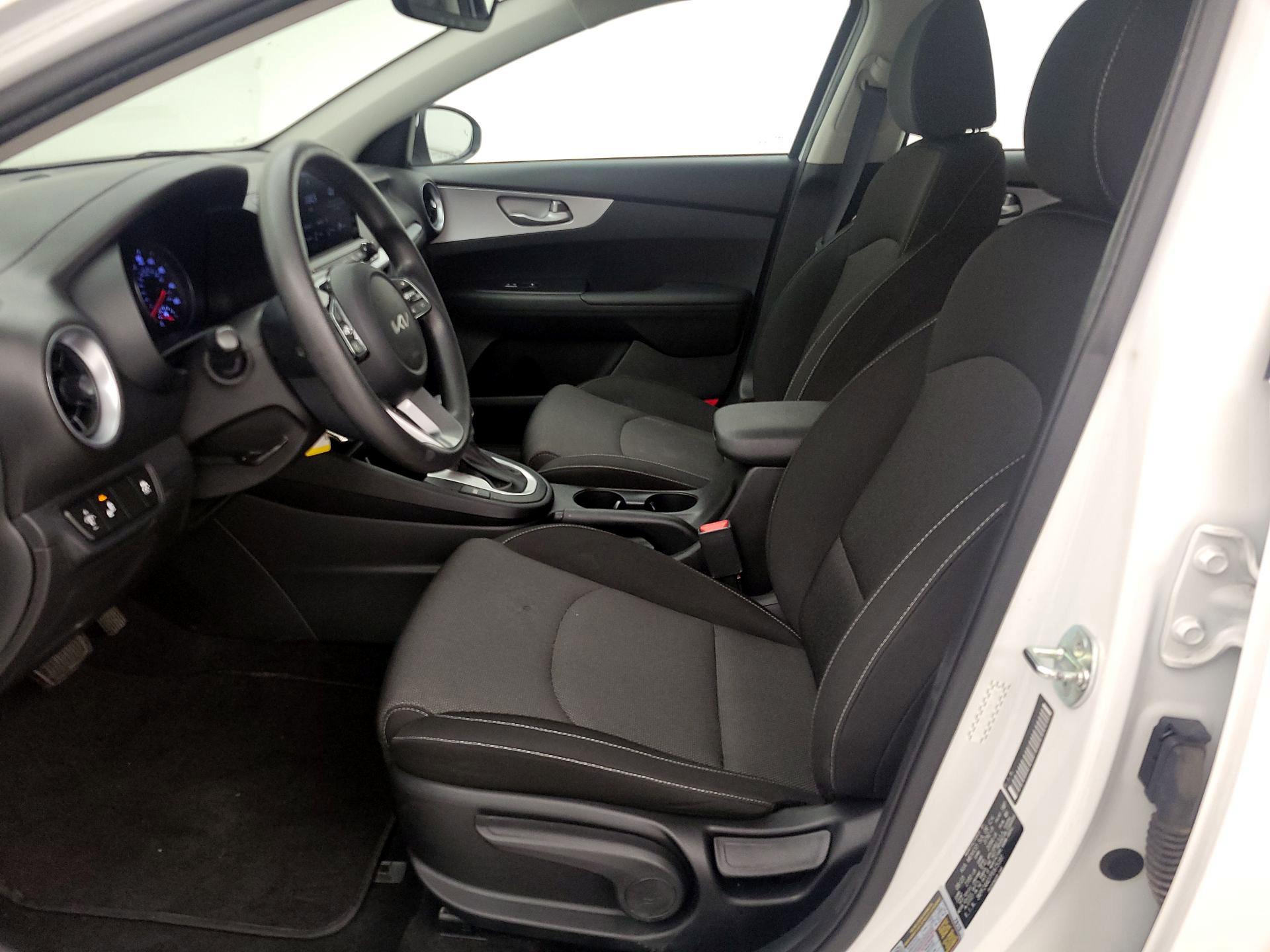 Thumbnail: 2023 Kia Forte - 11