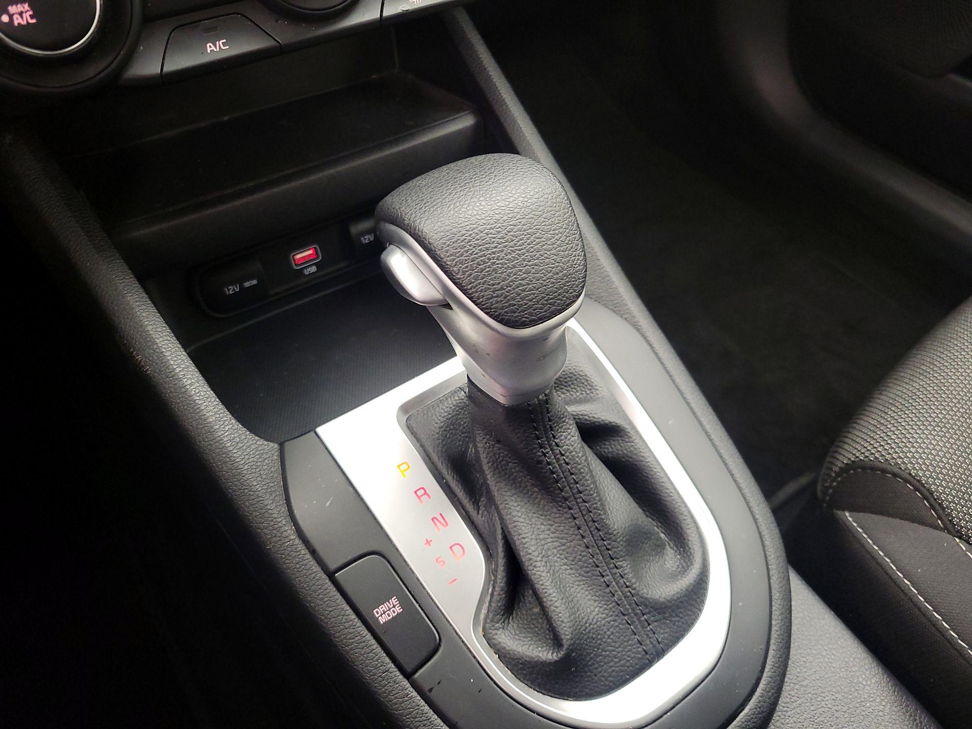 Thumbnail: 2023 Kia Forte - 17