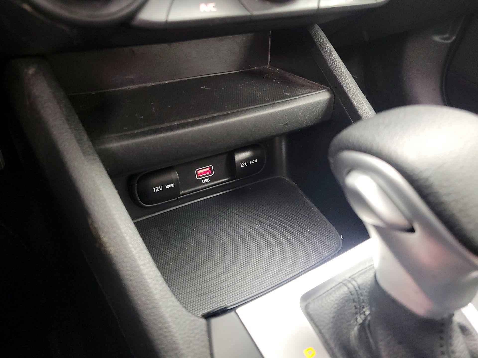 Thumbnail: 2023 Kia Forte - 18