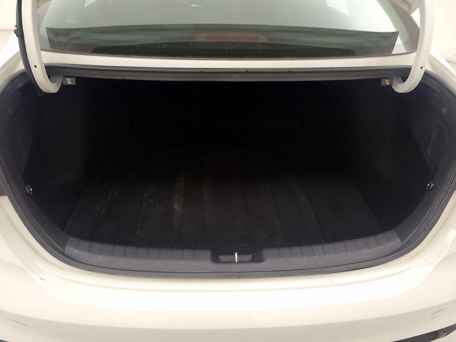 Thumbnail: 2023 Kia Forte - 20