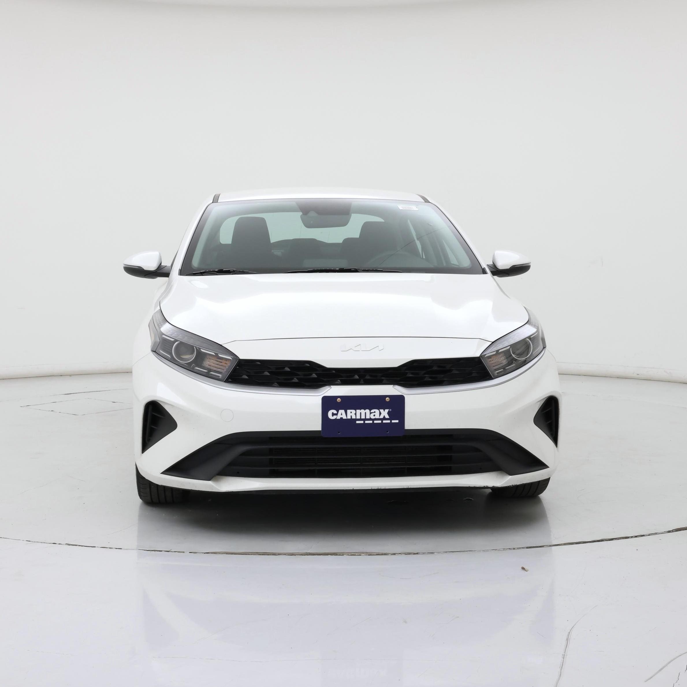 Thumbnail: 2023 Kia Forte - 5