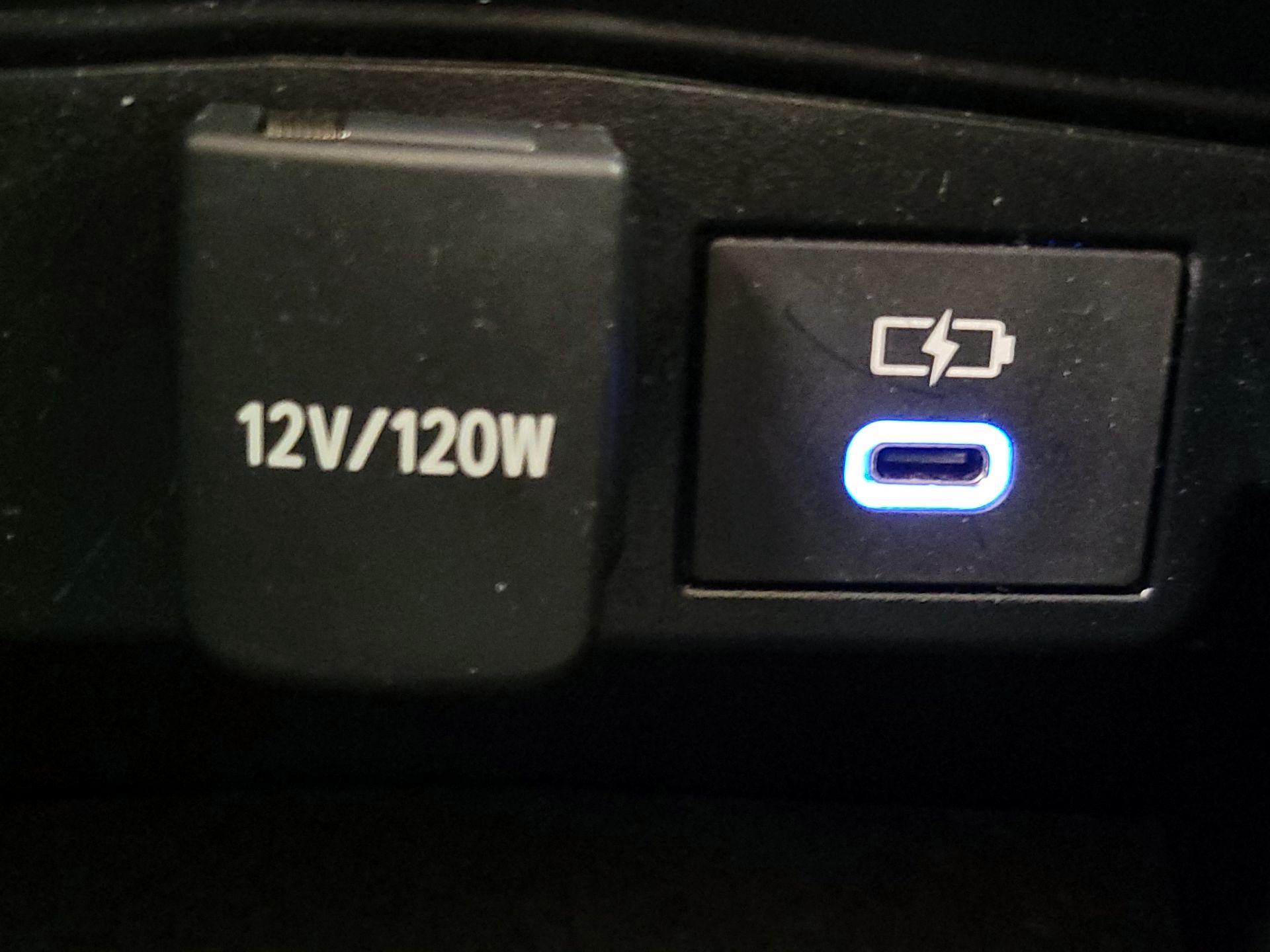 Thumbnail: 2022 Toyota Corolla - 18