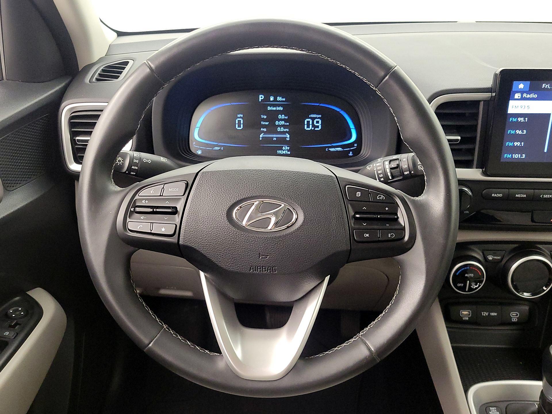 Thumbnail: 2025 Hyundai Venue - 10