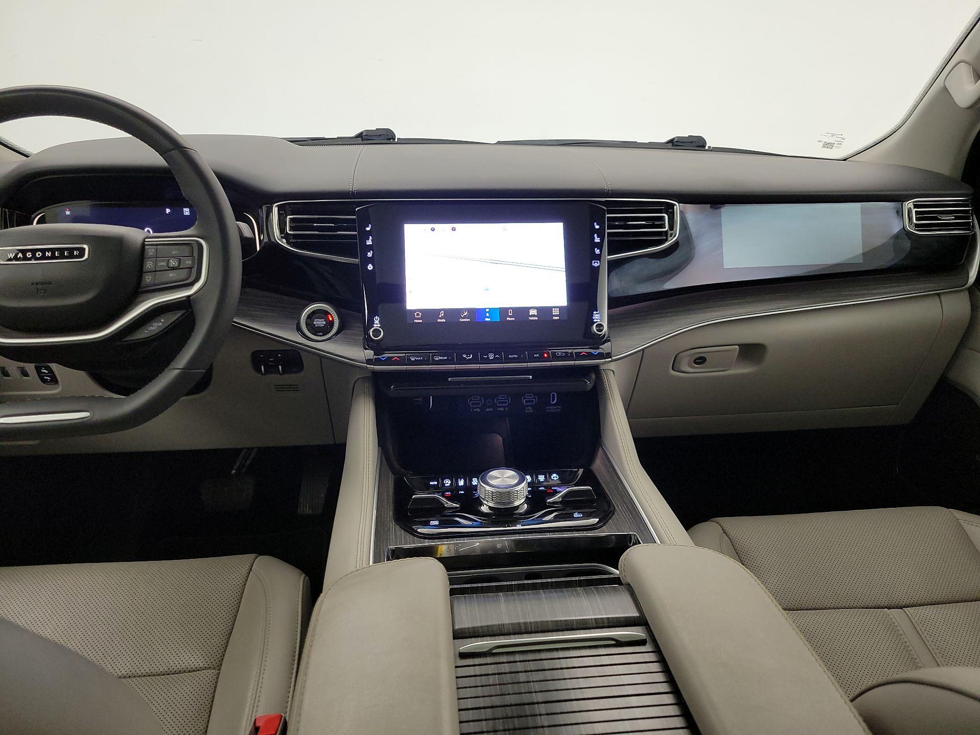 Thumbnail: 2023 Jeep Wagoneer - 9