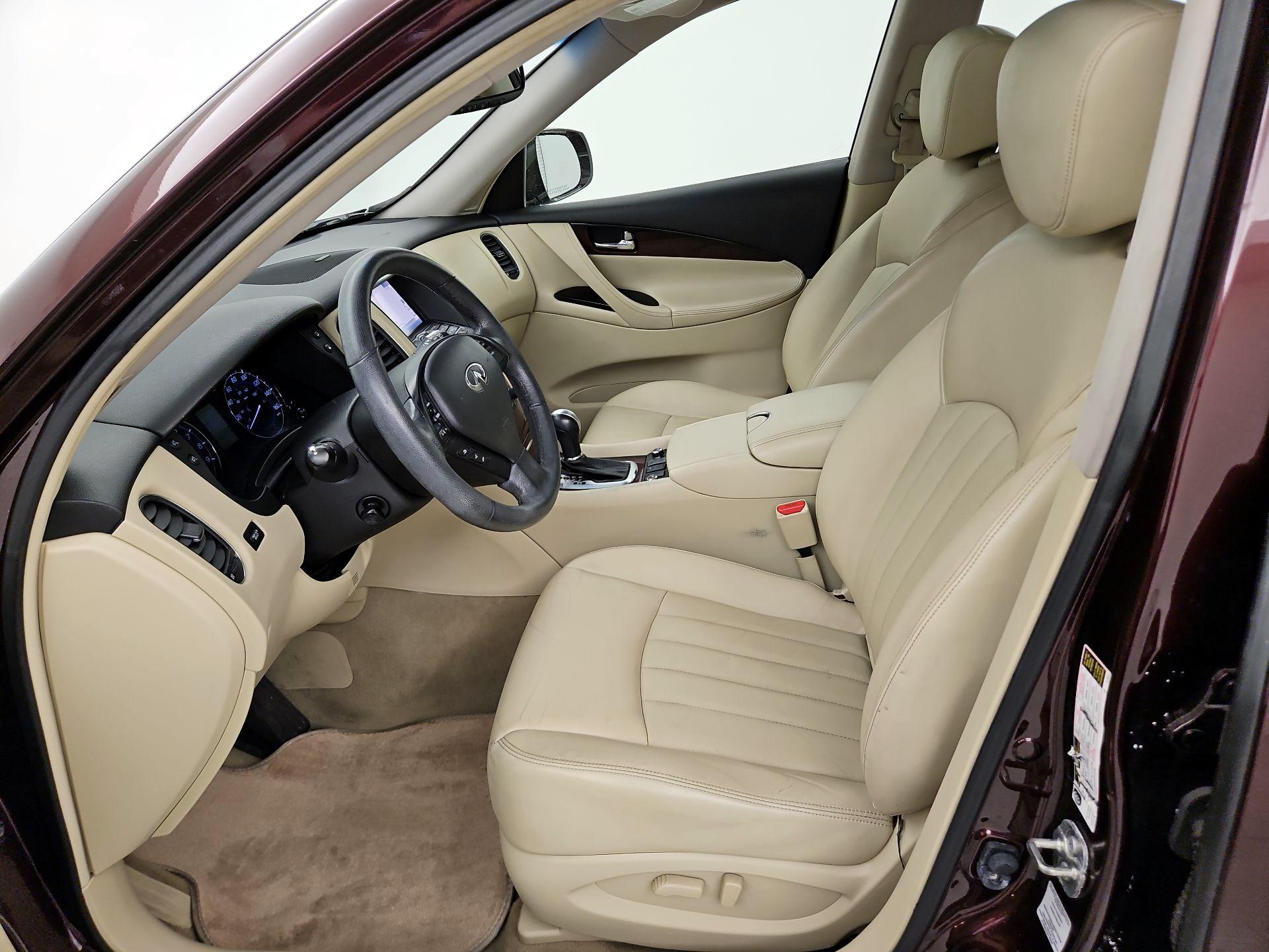 Thumbnail: 2017 INFINITI QX50 - 11