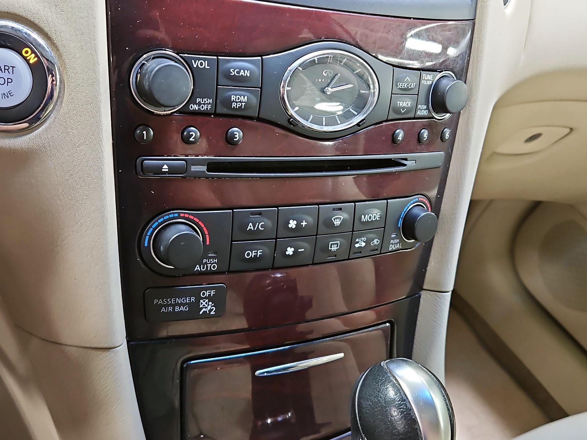 Thumbnail: 2017 INFINITI QX50 - 17