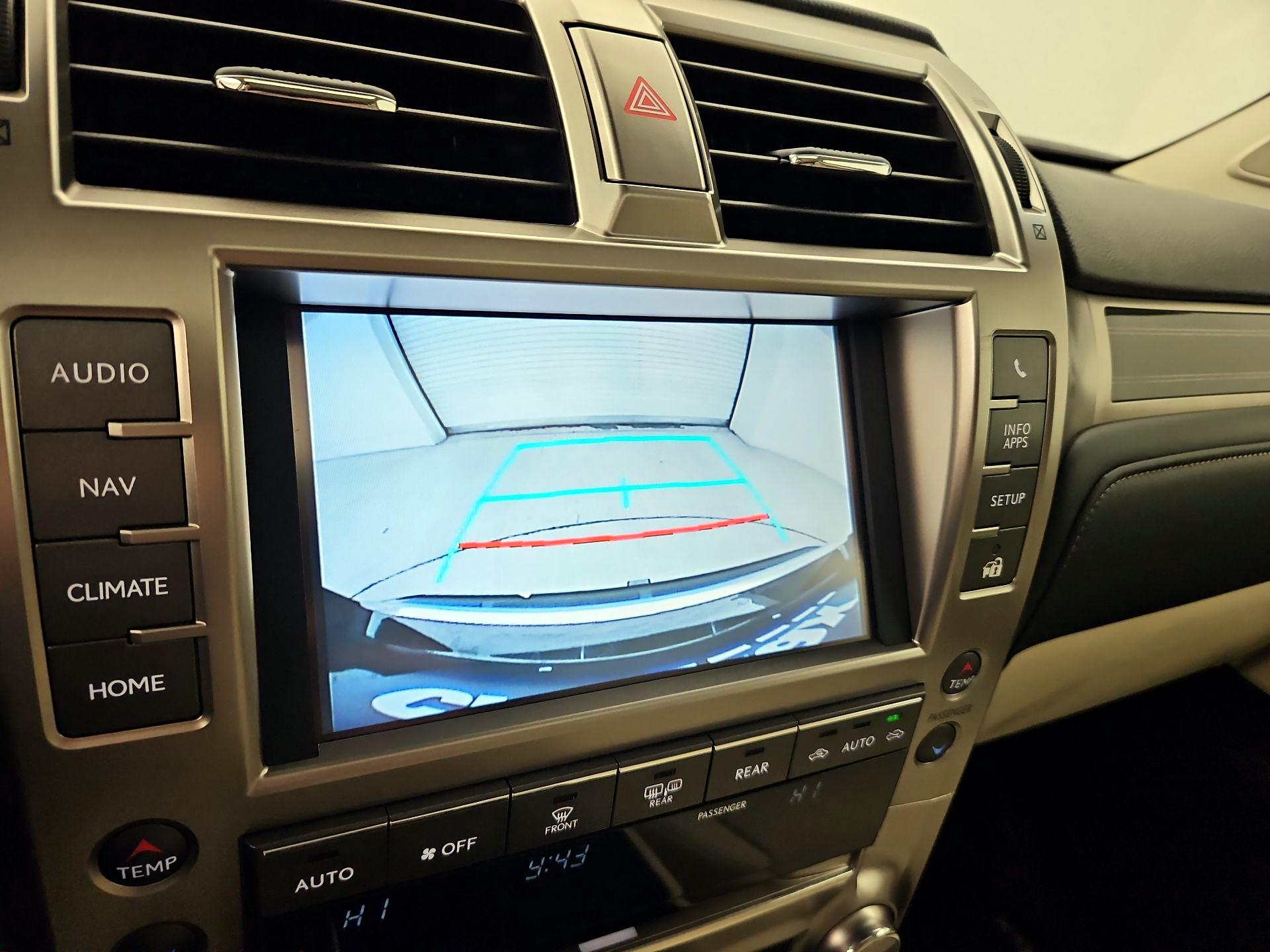 Thumbnail: 2020 Lexus GX - 15