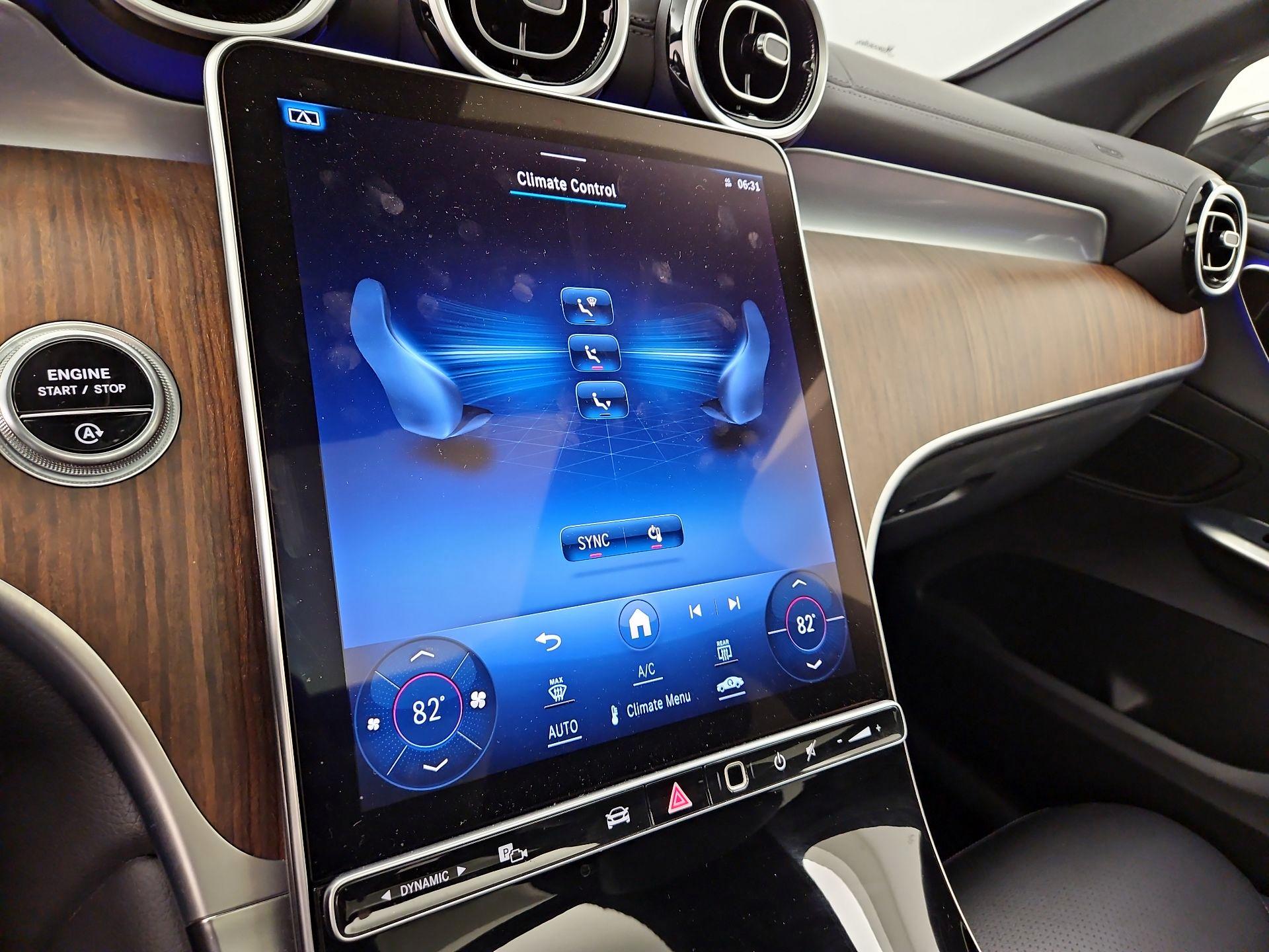 Thumbnail: 2024 Mercedes-Benz GLC - 17