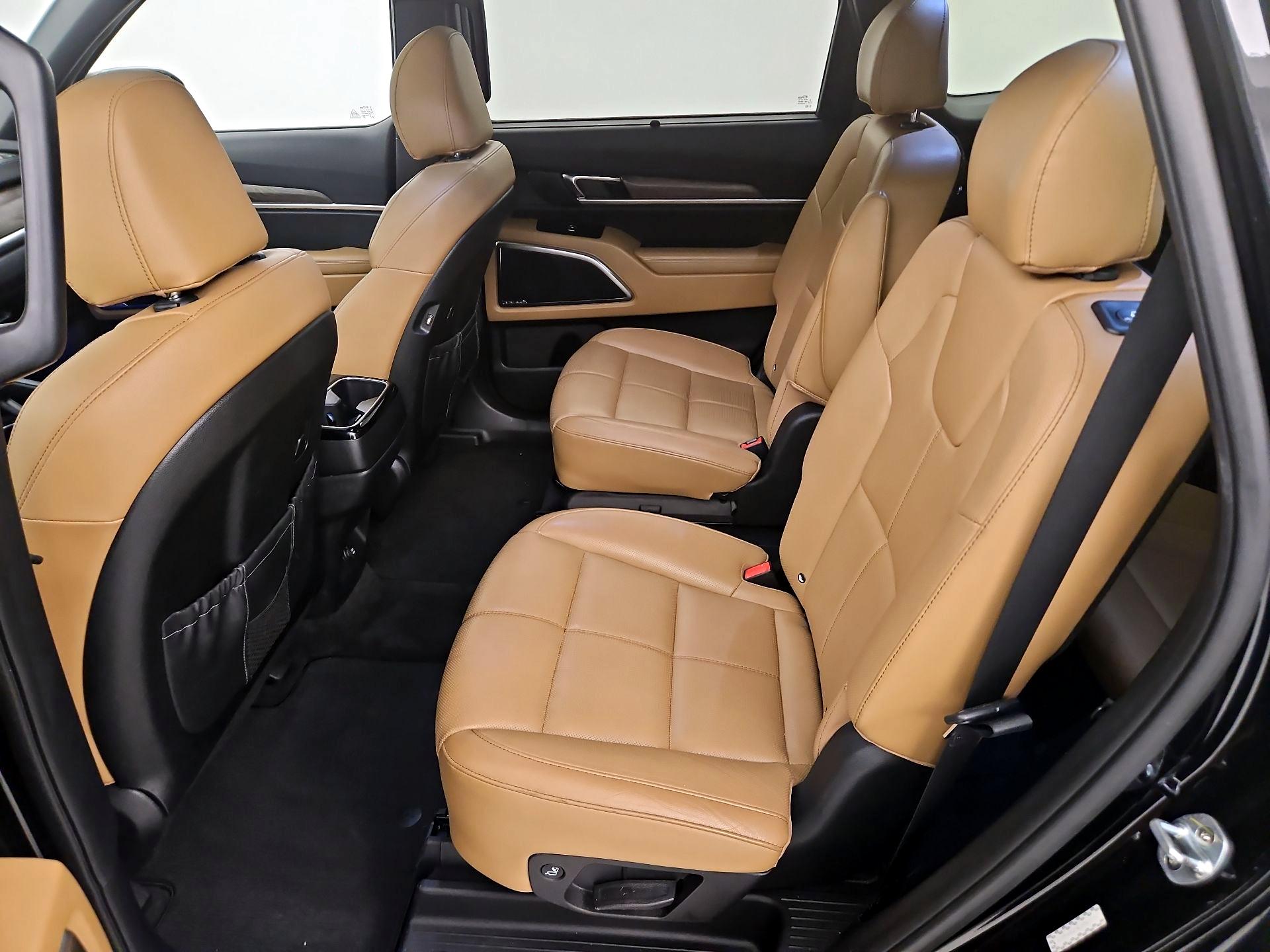 Thumbnail: 2020 Kia Telluride - 20
