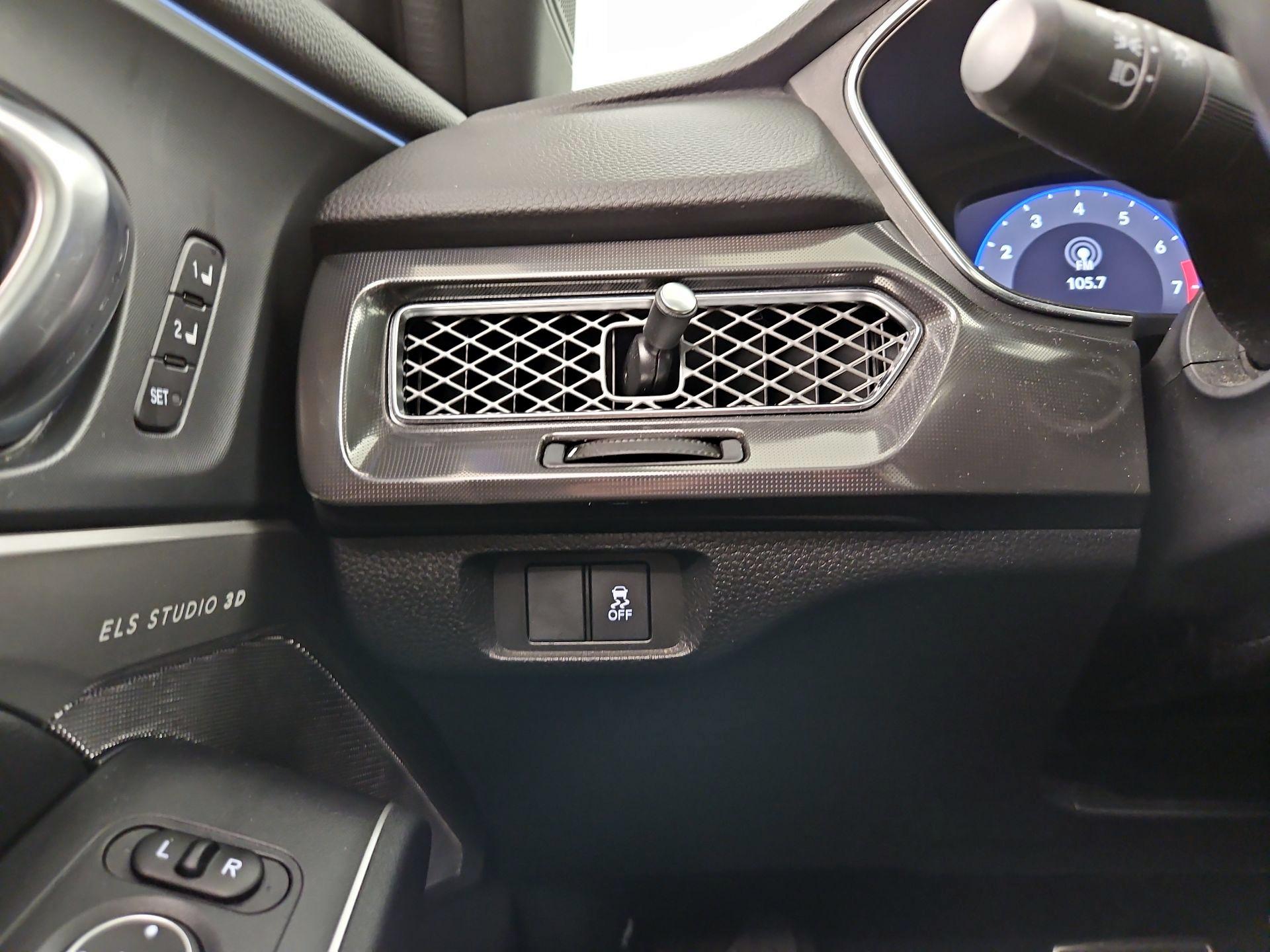 Thumbnail: 2023 Acura Integra - 13