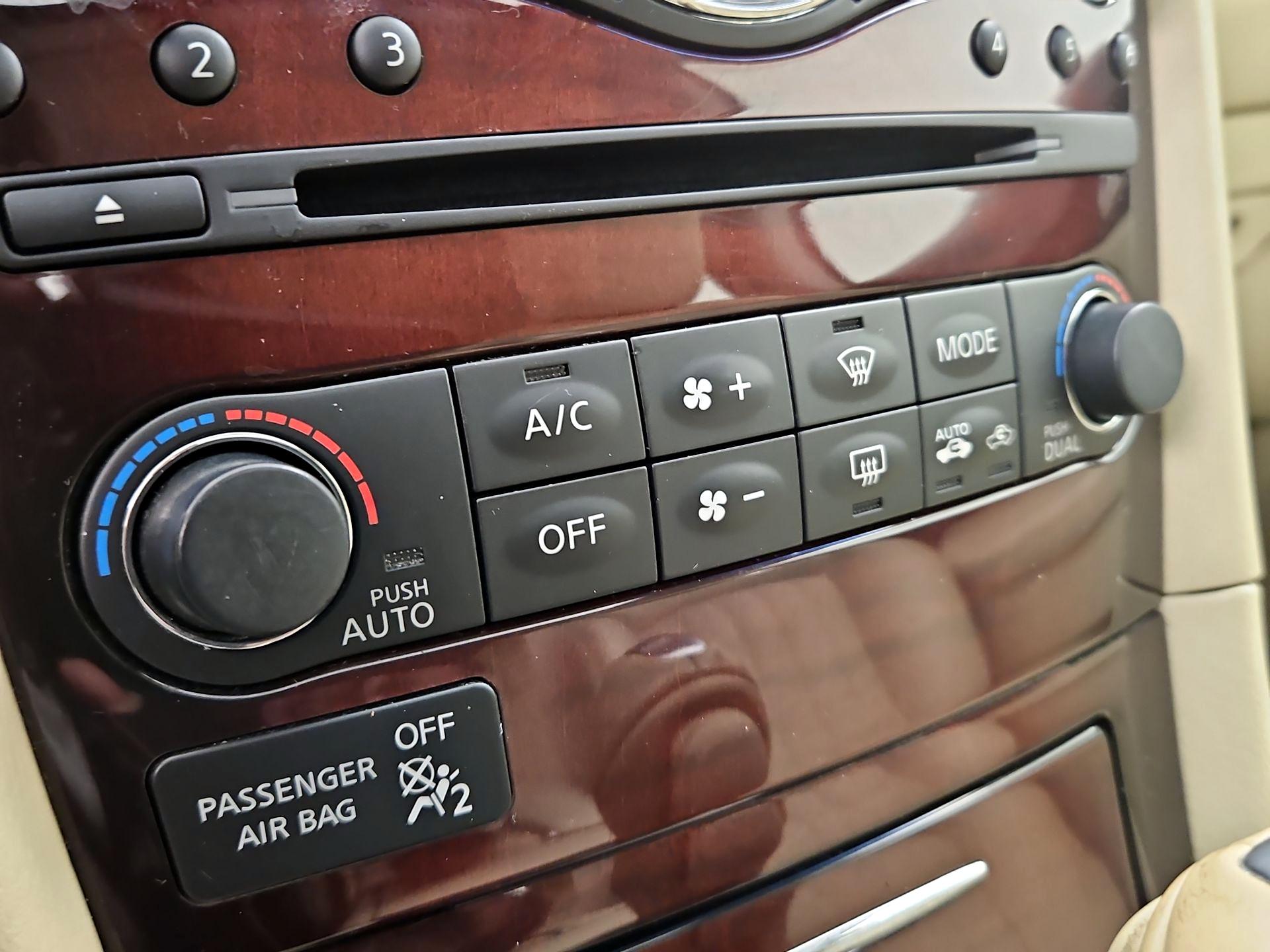 Thumbnail: 2014 INFINITI QX50 - 17