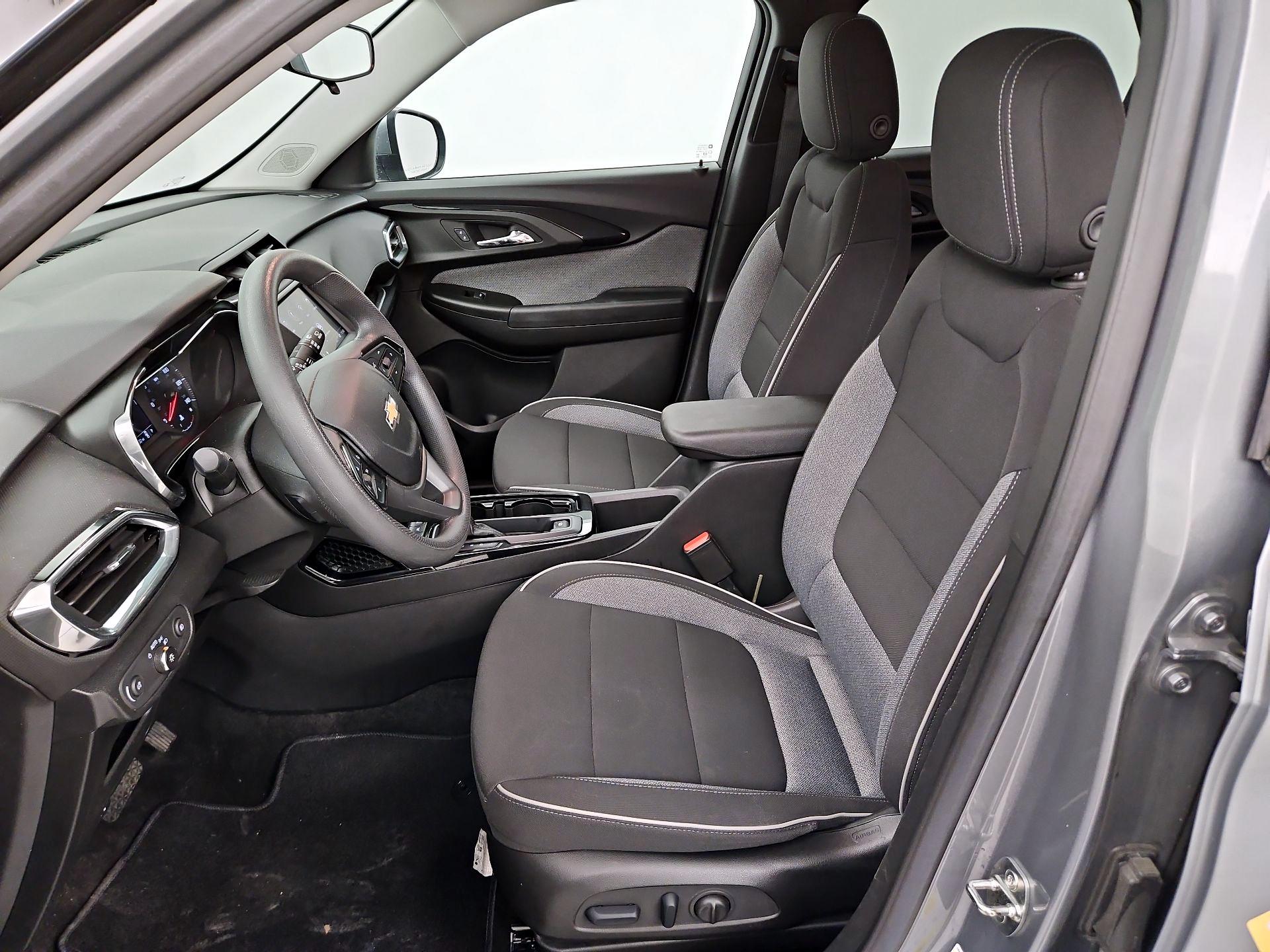 Thumbnail: 2023 Chevrolet TrailBlazer - 11