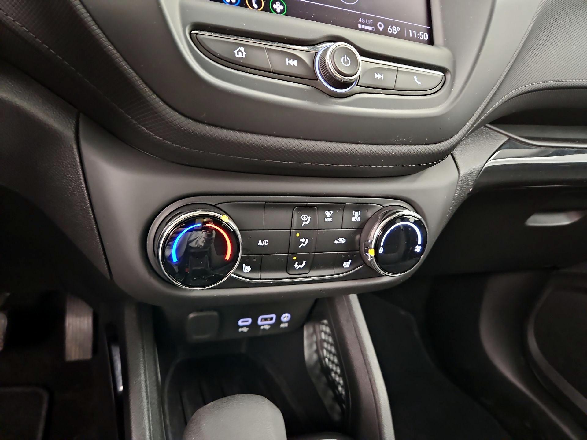 Thumbnail: 2023 Chevrolet TrailBlazer - 16