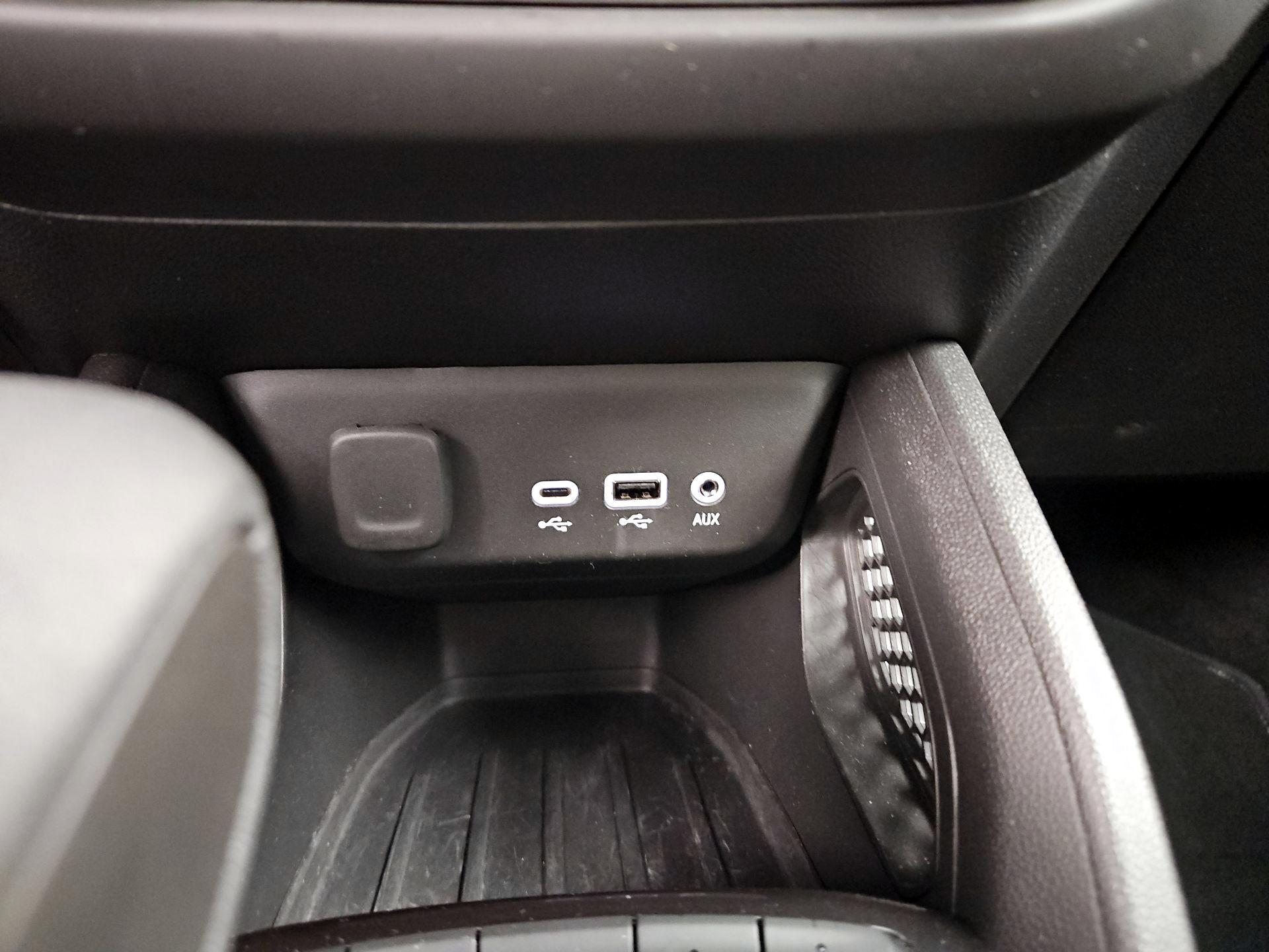 Thumbnail: 2023 Chevrolet TrailBlazer - 18