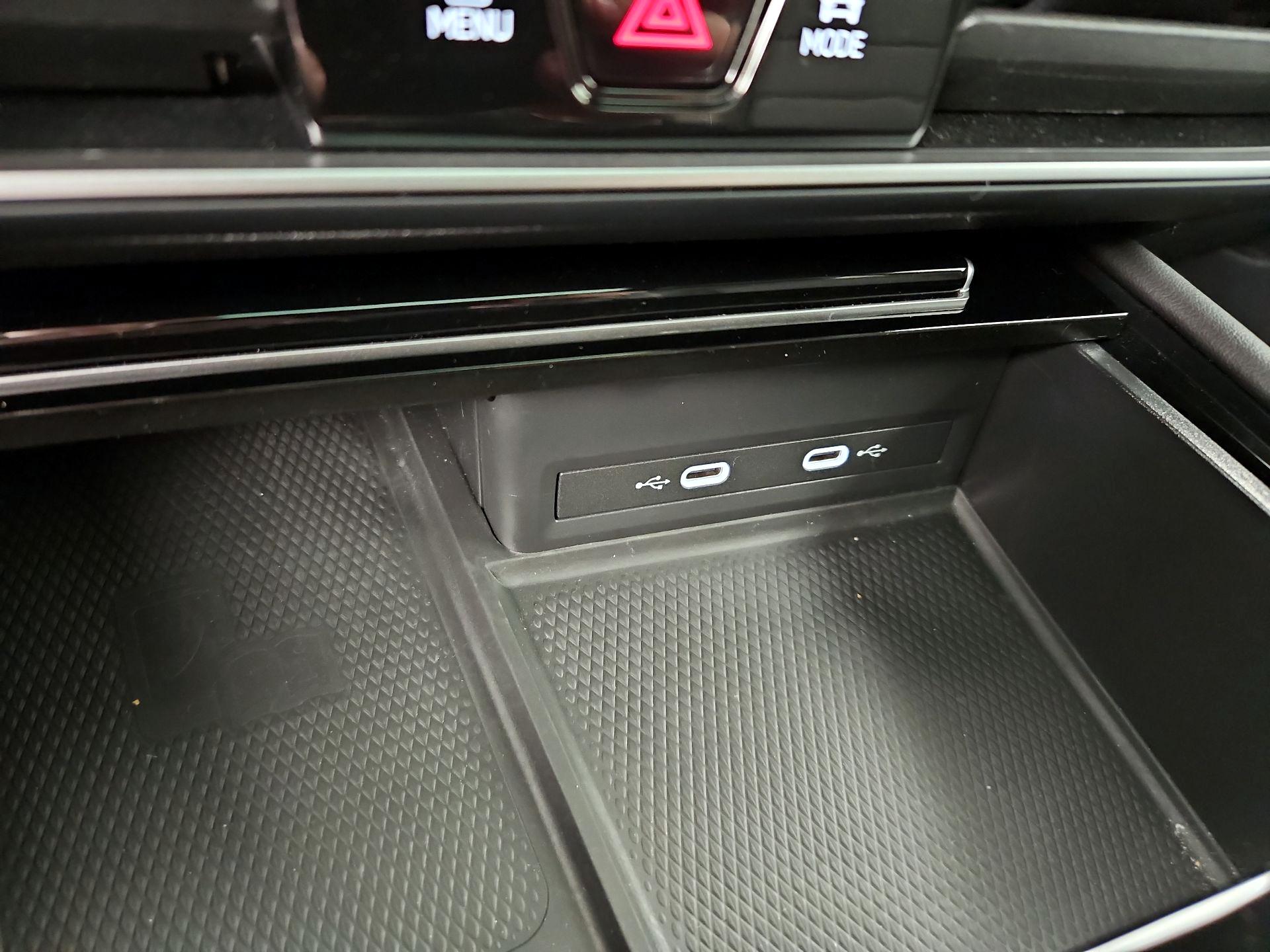 Thumbnail: 2024 Volkswagen Atlas - 19