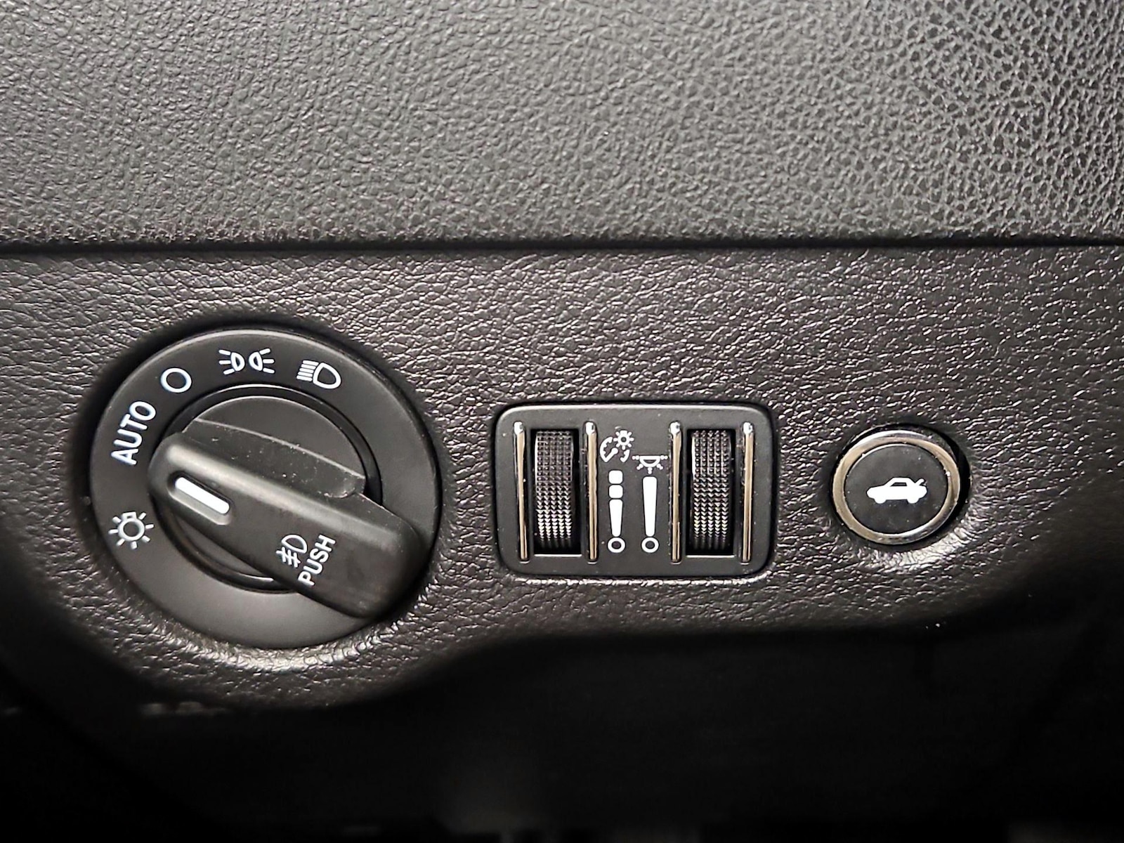 2022 Dodge Charger R/T - Photo 14