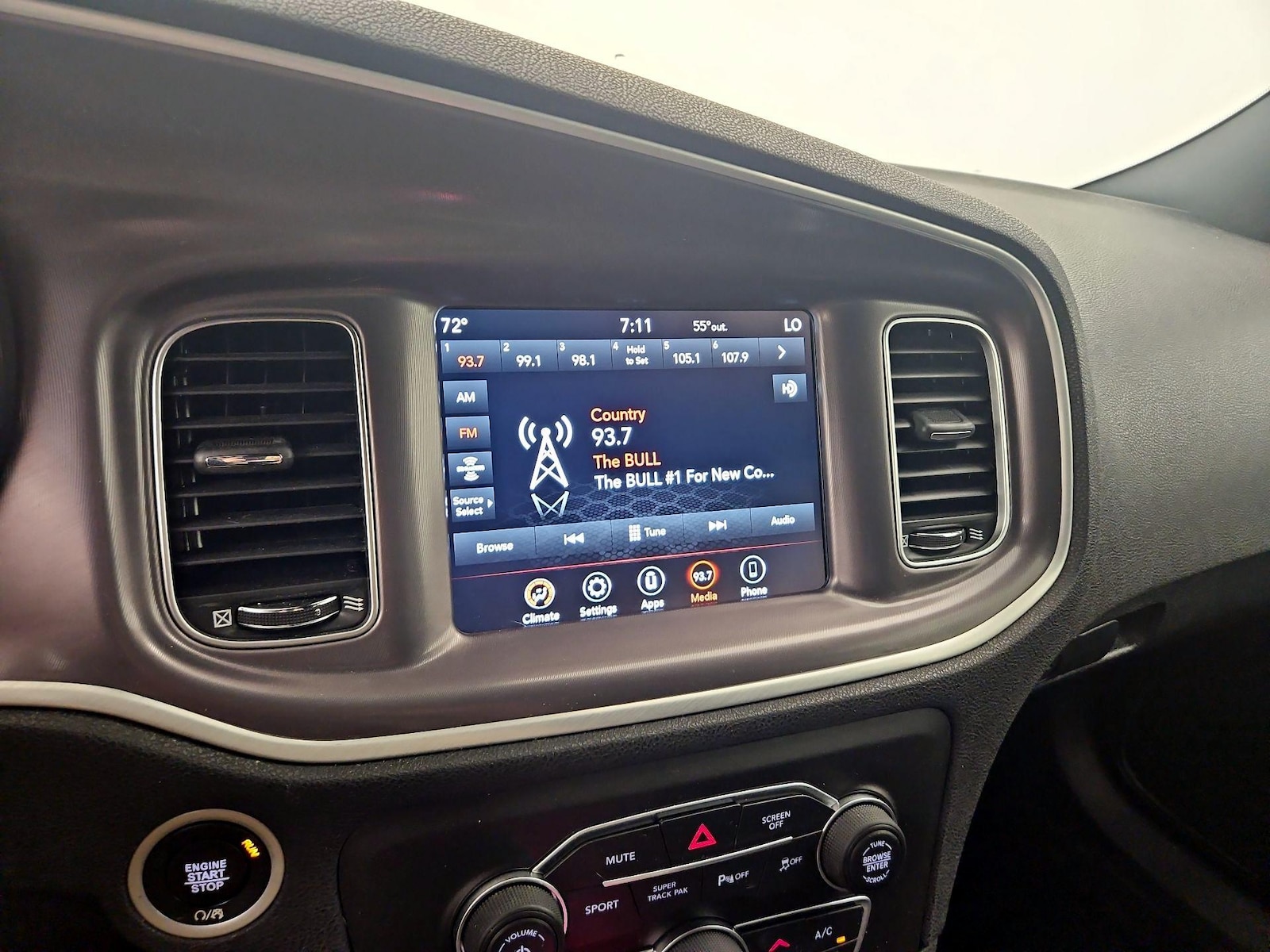 2022 Dodge Charger R/T - Photo 16