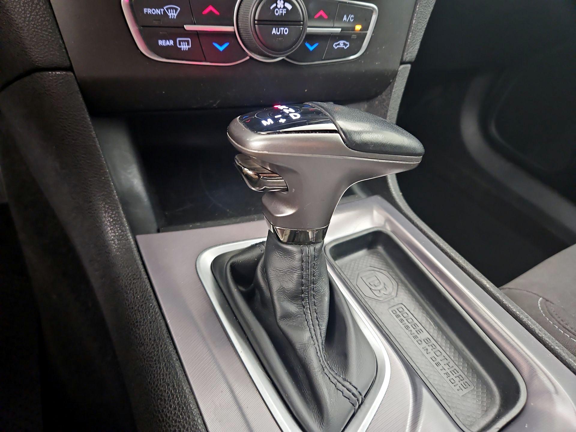 Thumbnail: 2022 Dodge Charger - 17