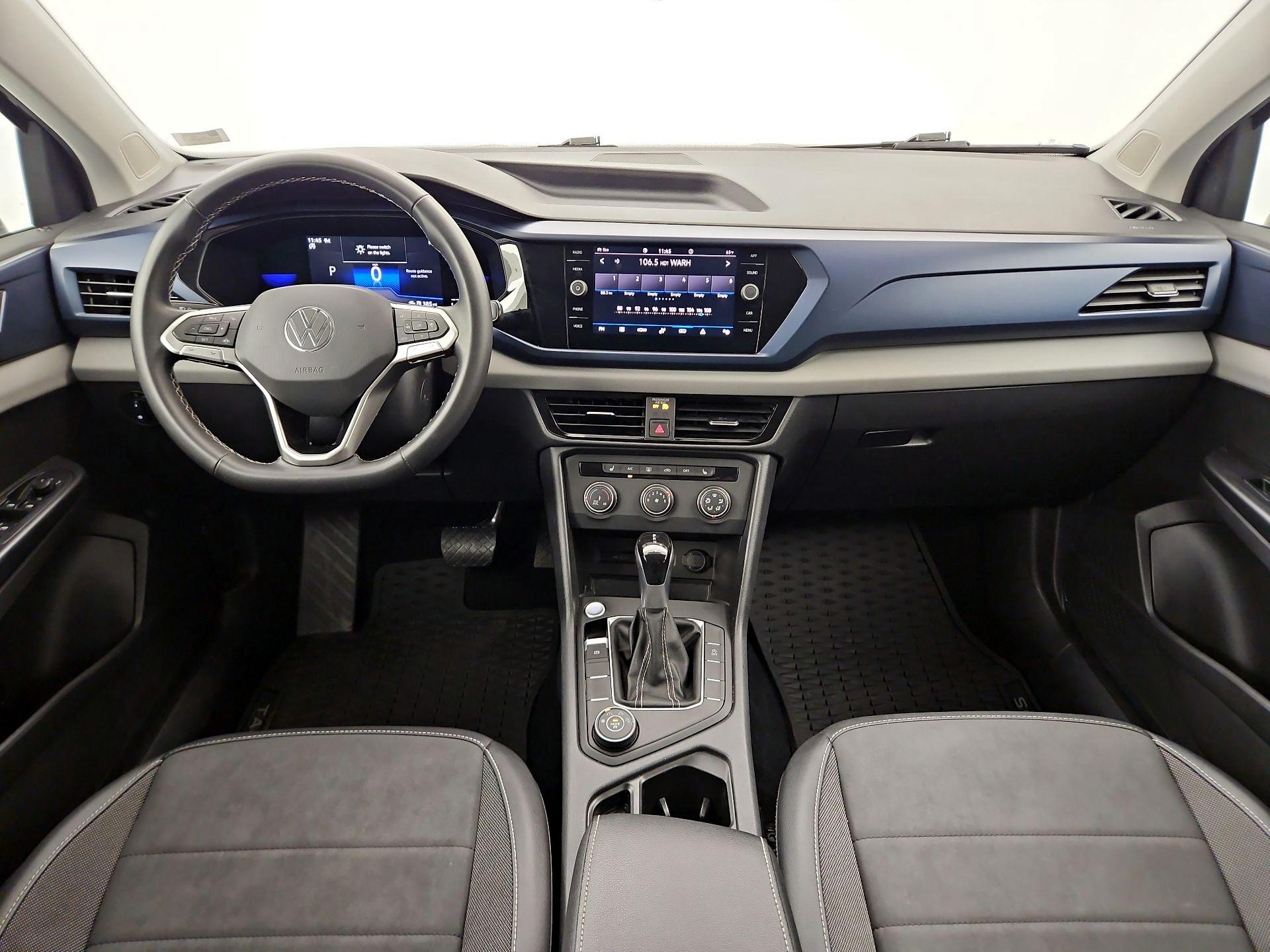 Thumbnail: 2022 Volkswagen Taos - 9