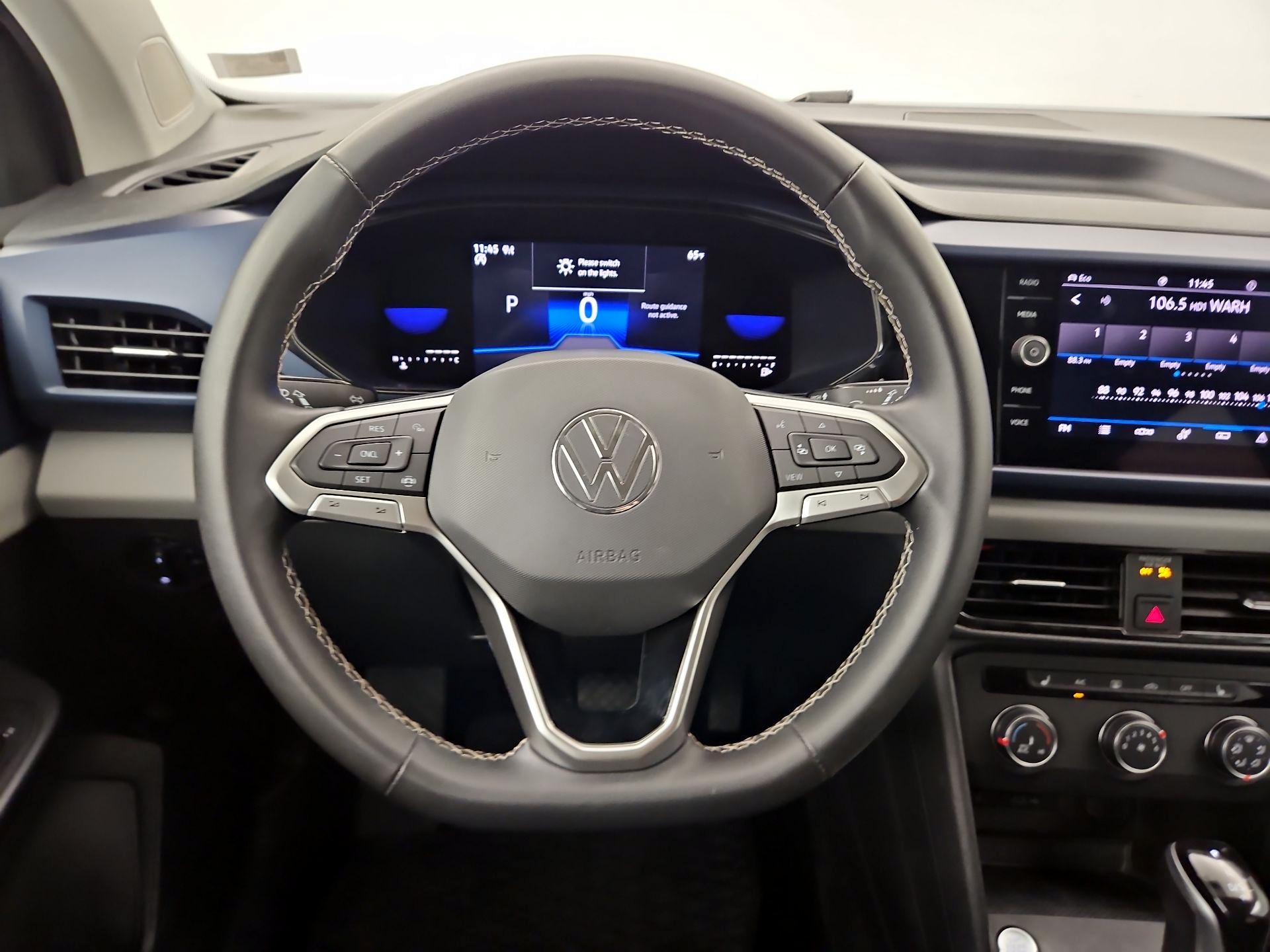 Thumbnail: 2022 Volkswagen Taos - 10