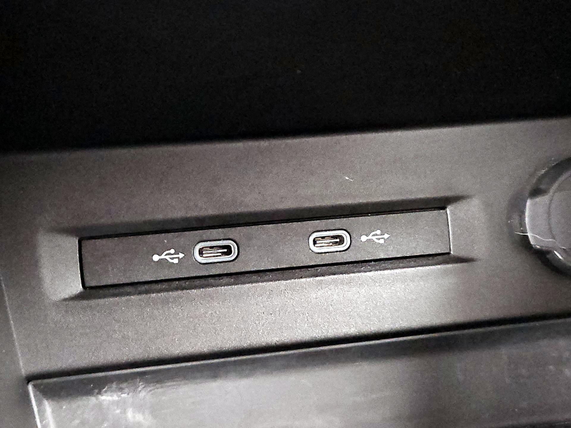 Thumbnail: 2022 Volkswagen Taos - 18