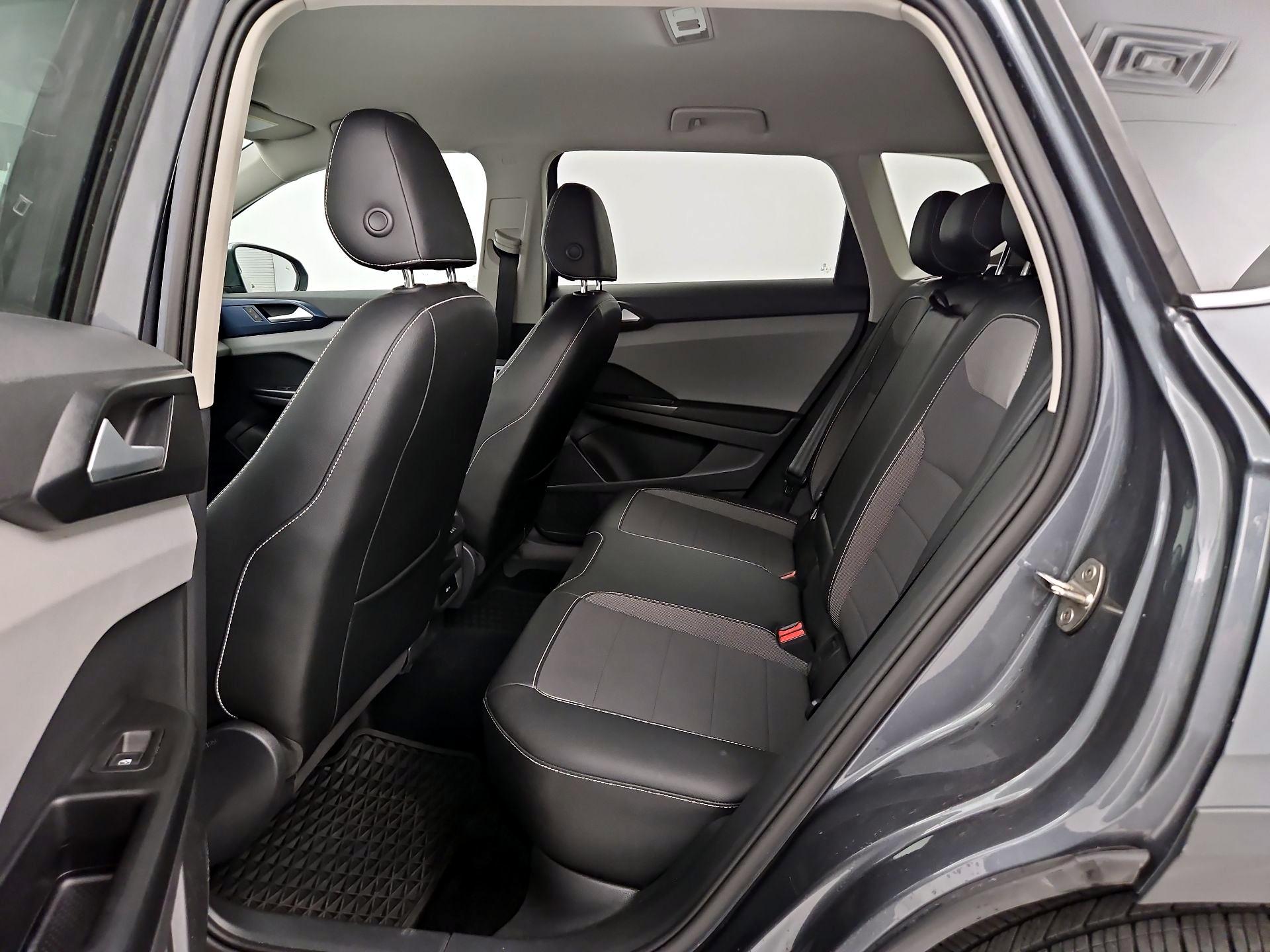 Thumbnail: 2022 Volkswagen Taos - 19