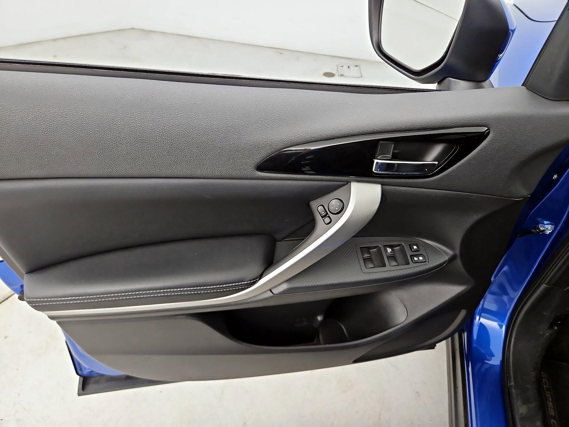 Thumbnail: 2024 Mitsubishi Eclipse Cross - 12