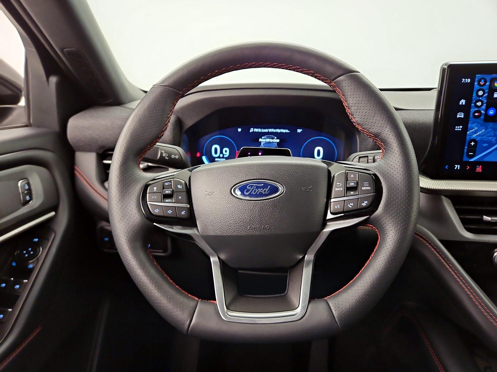 Thumbnail: 2025 Ford Explorer - 10