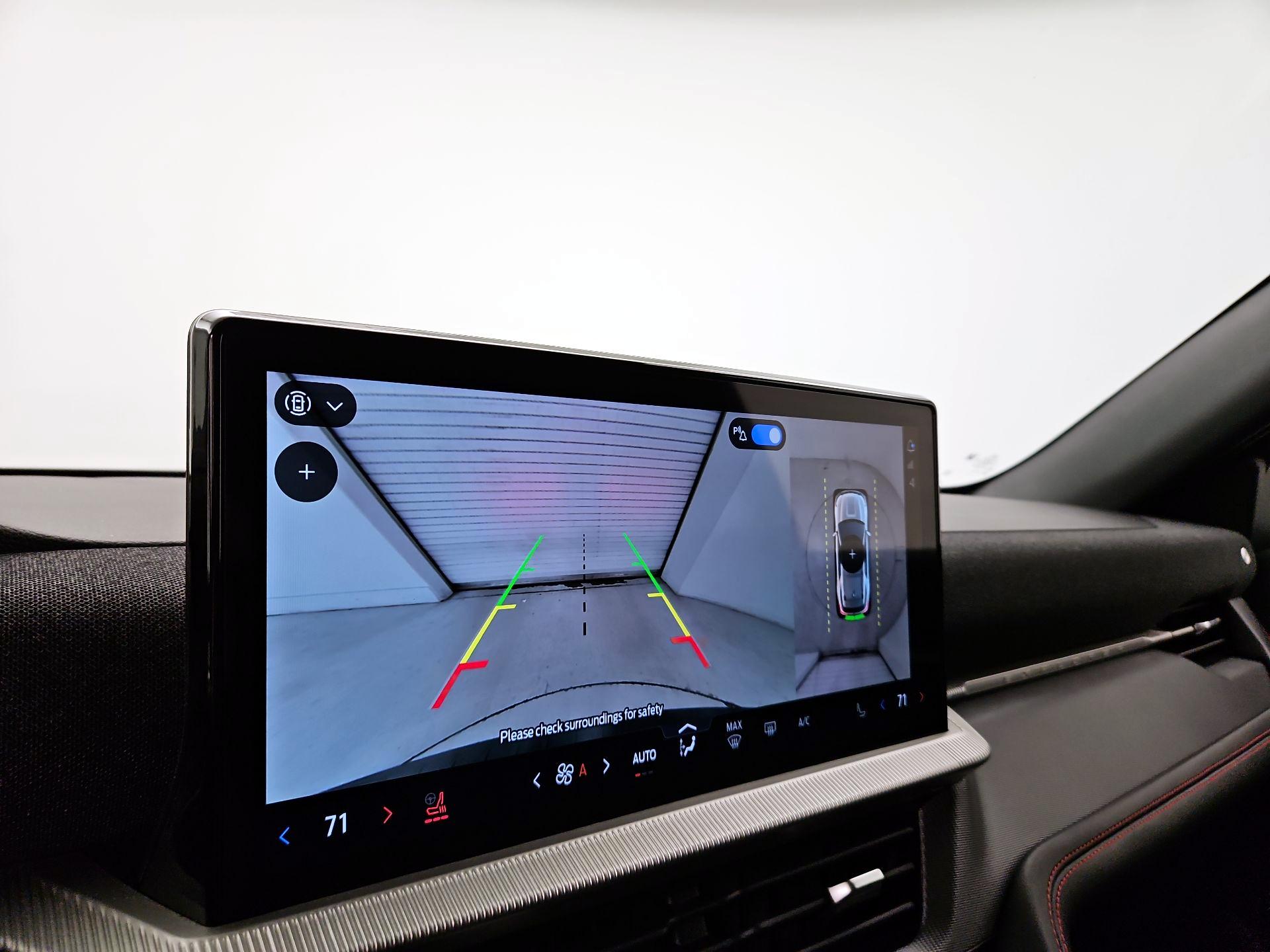 Thumbnail: 2025 Ford Explorer - 15