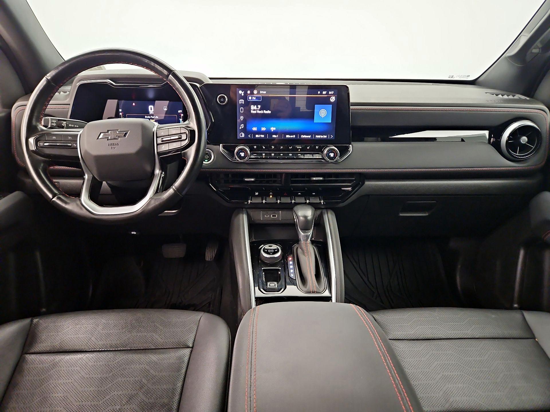 Thumbnail: 2023 Chevrolet Colorado - 9