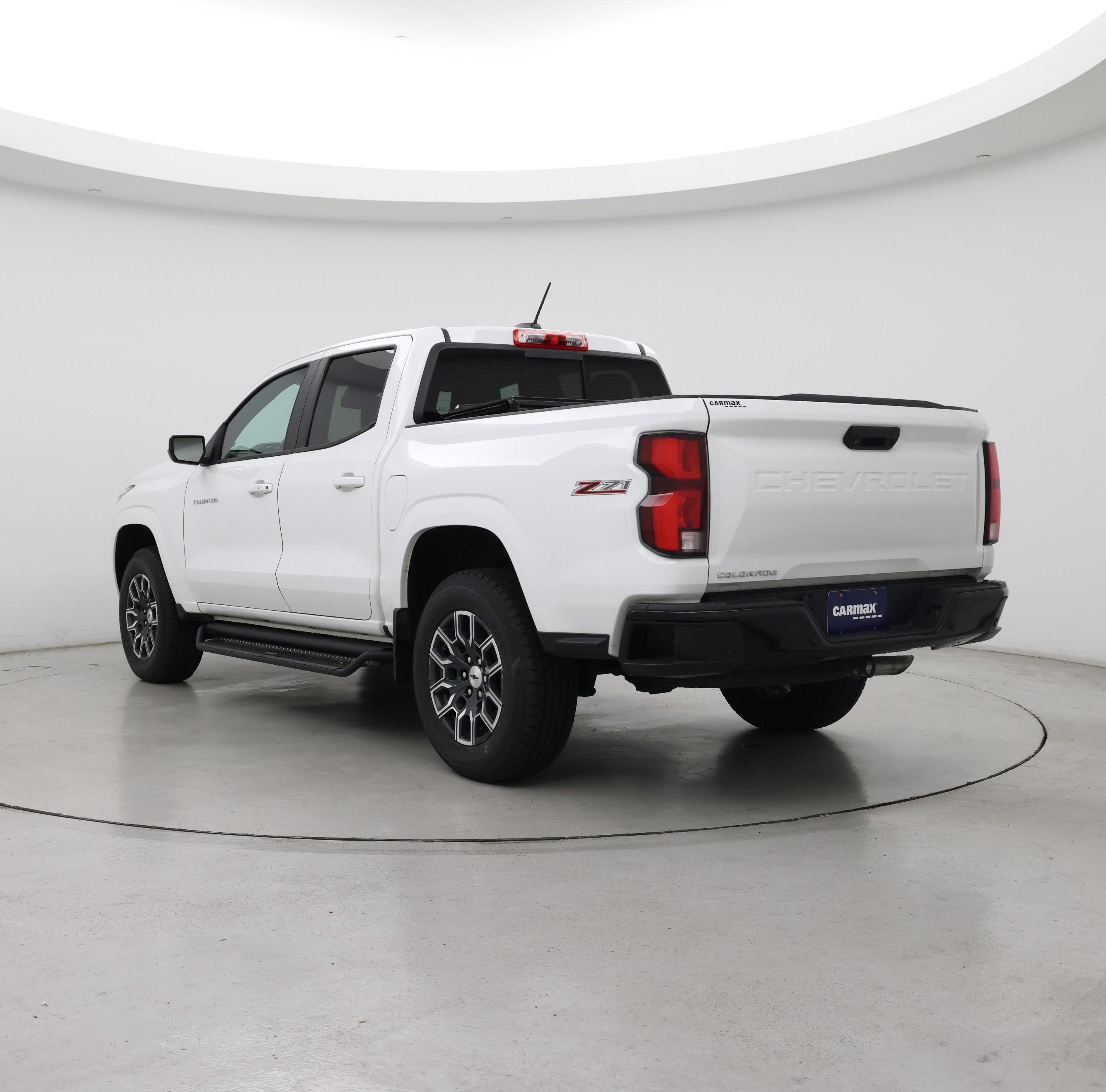 Thumbnail: 2023 Chevrolet Colorado - 2