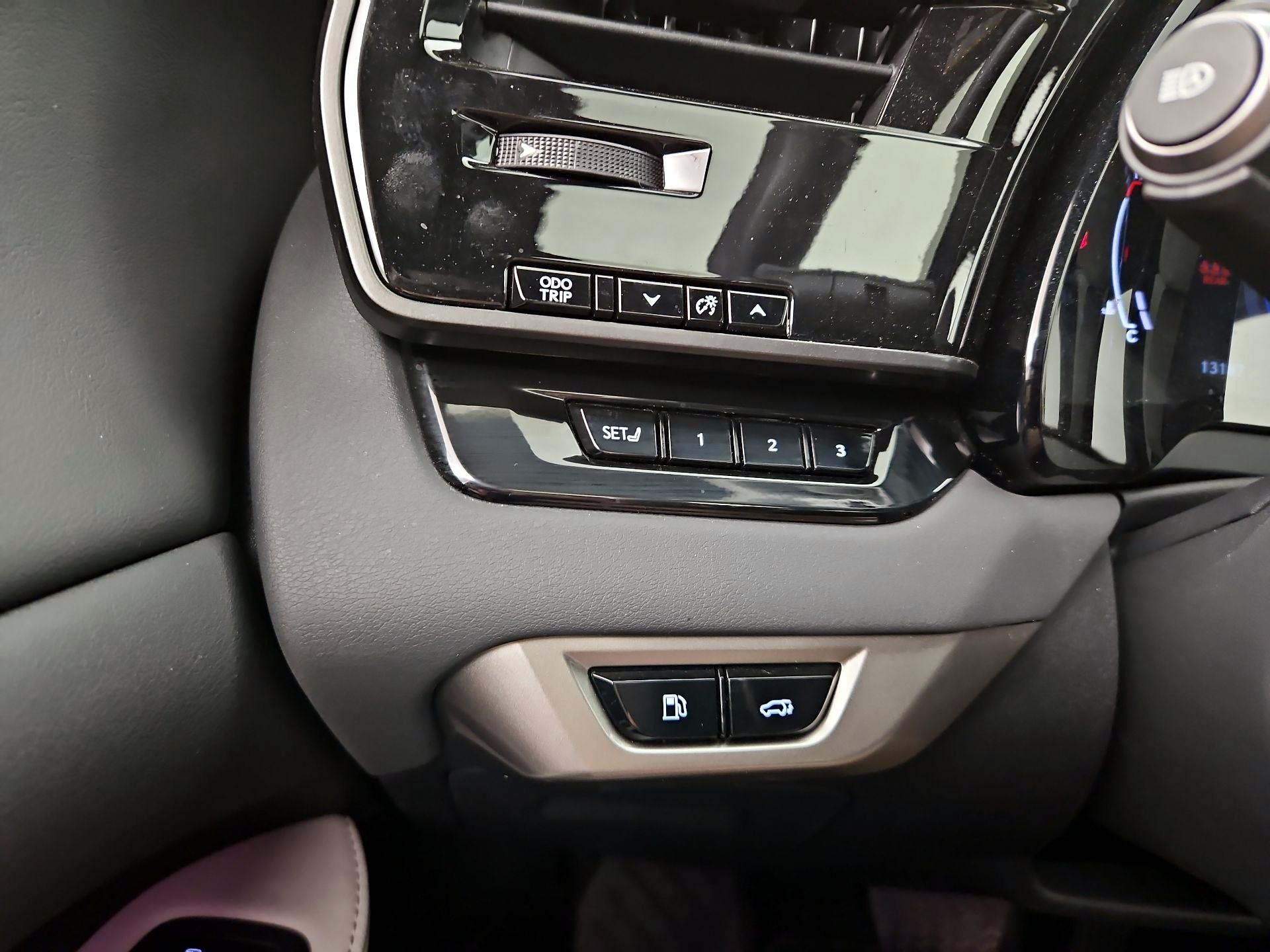 Thumbnail: 2024 Lexus RX - 13