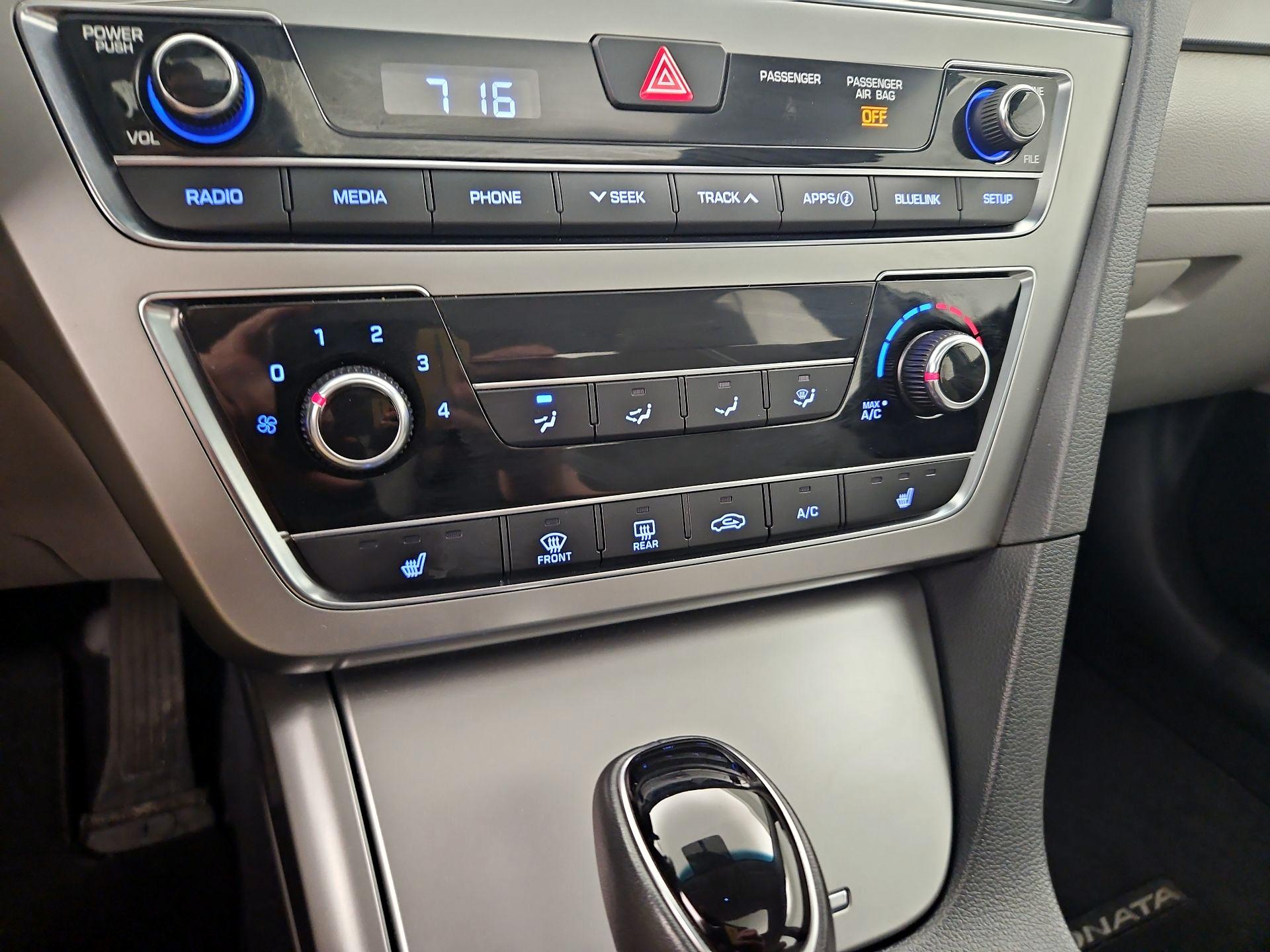 Thumbnail: 2017 Hyundai Sonata - 16