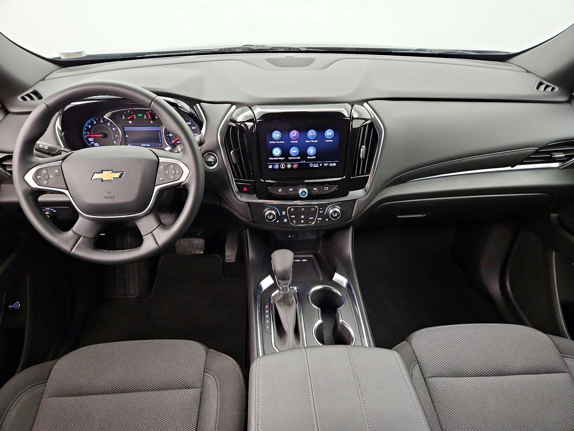 Thumbnail: 2023 Chevrolet Traverse - 9