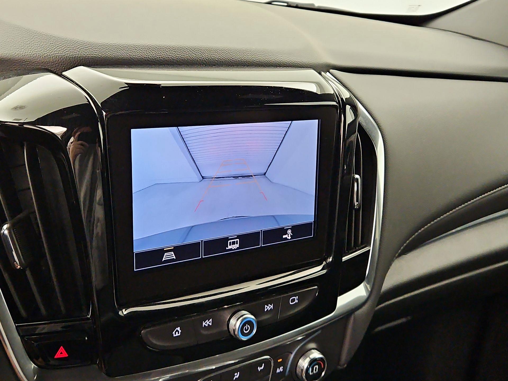 Thumbnail: 2023 Chevrolet Traverse - 14