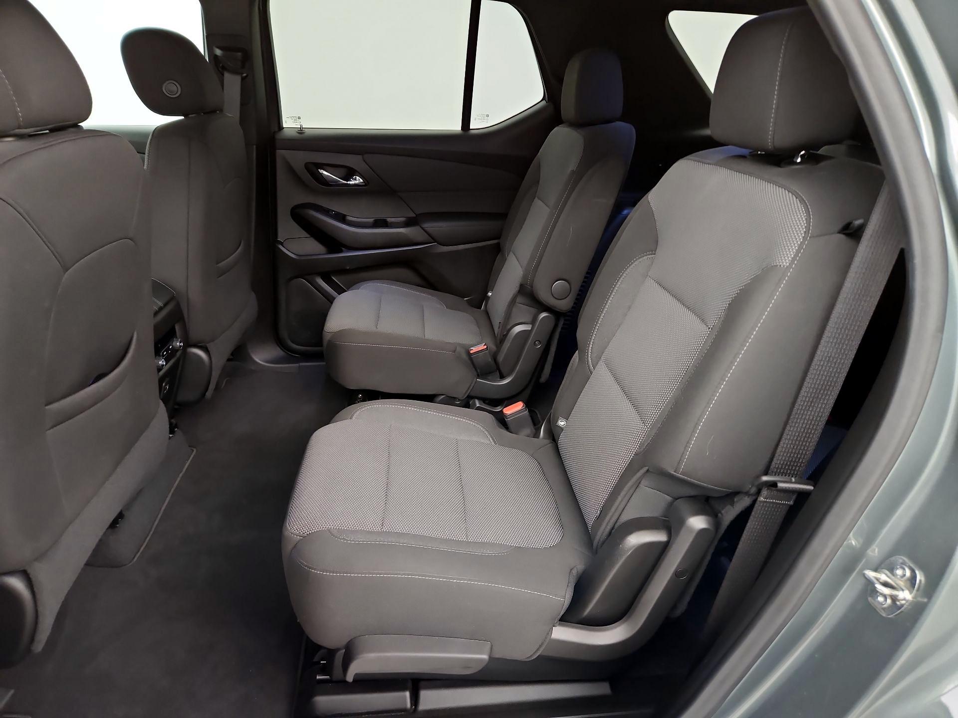Thumbnail: 2023 Chevrolet Traverse - 19