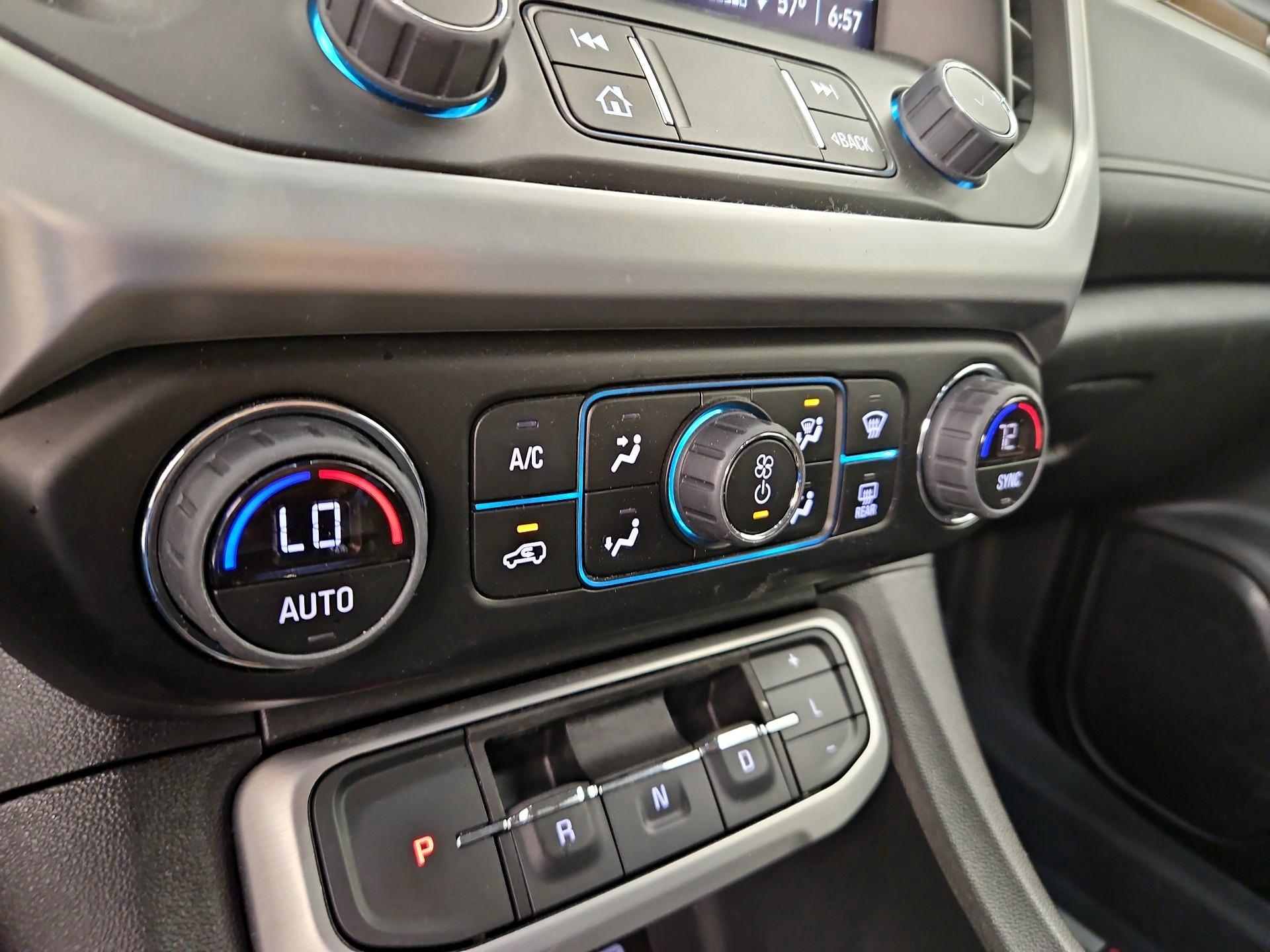 Thumbnail: 2023 GMC Acadia - 16