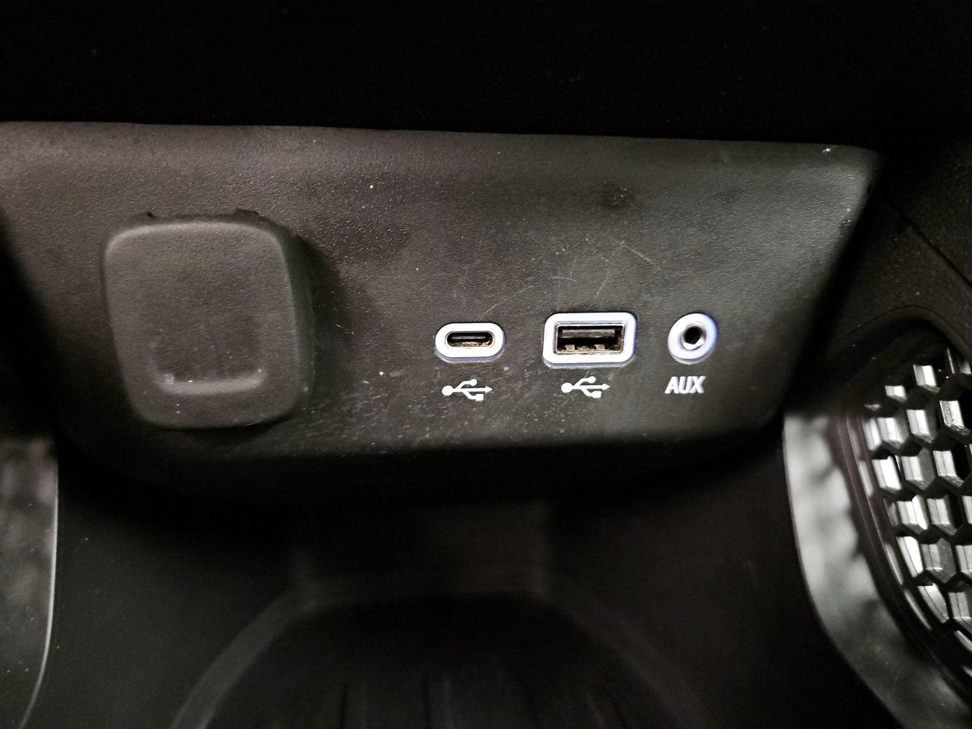 Thumbnail: 2023 Chevrolet TrailBlazer - 18