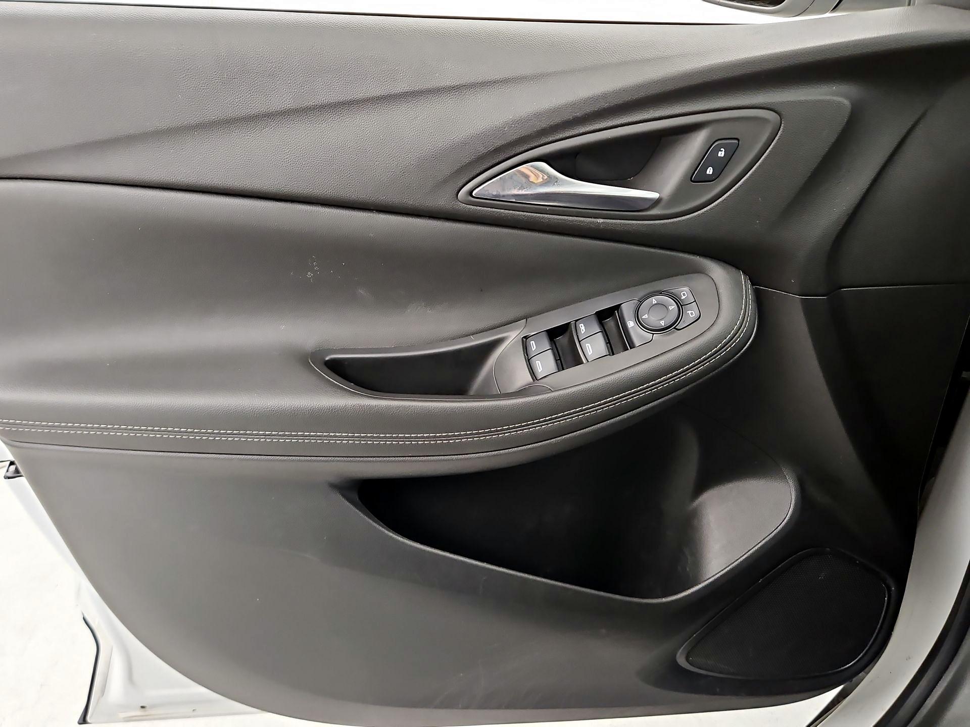 Thumbnail: 2023 Buick Encore GX - 12