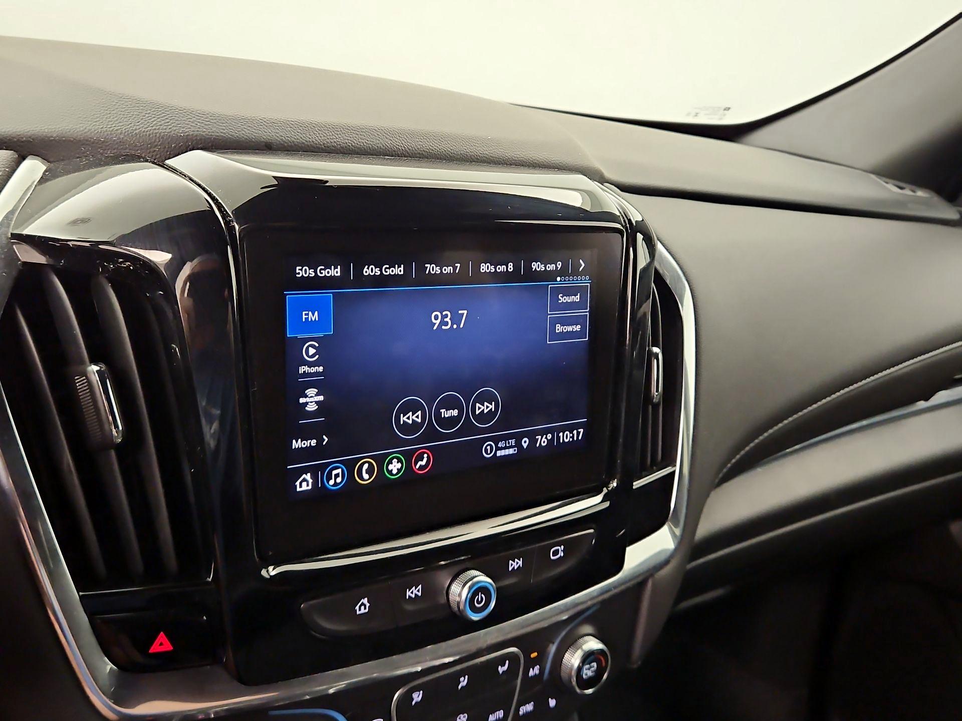 Thumbnail: 2023 Chevrolet Traverse - 15