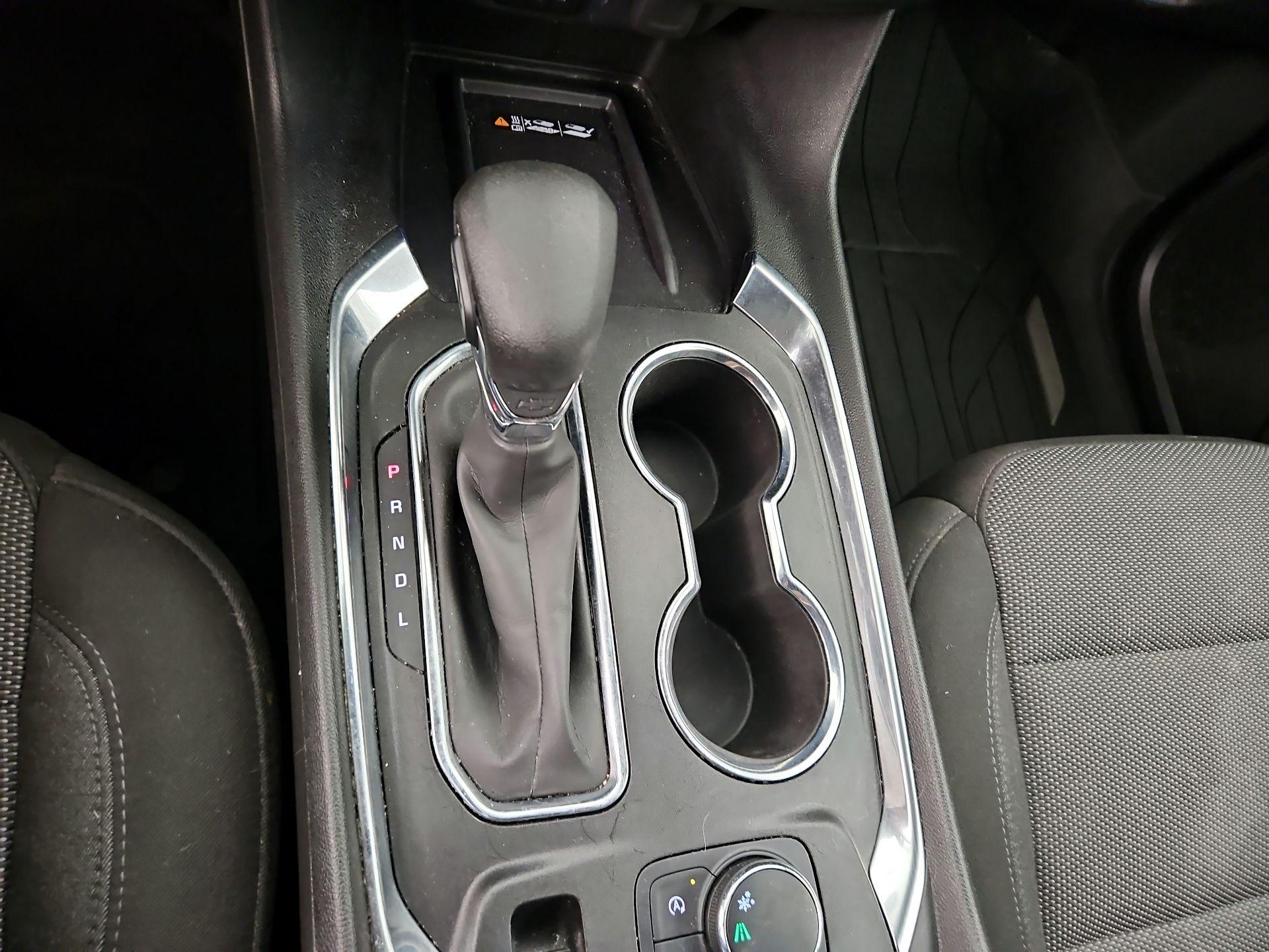 Thumbnail: 2023 Chevrolet Traverse - 17