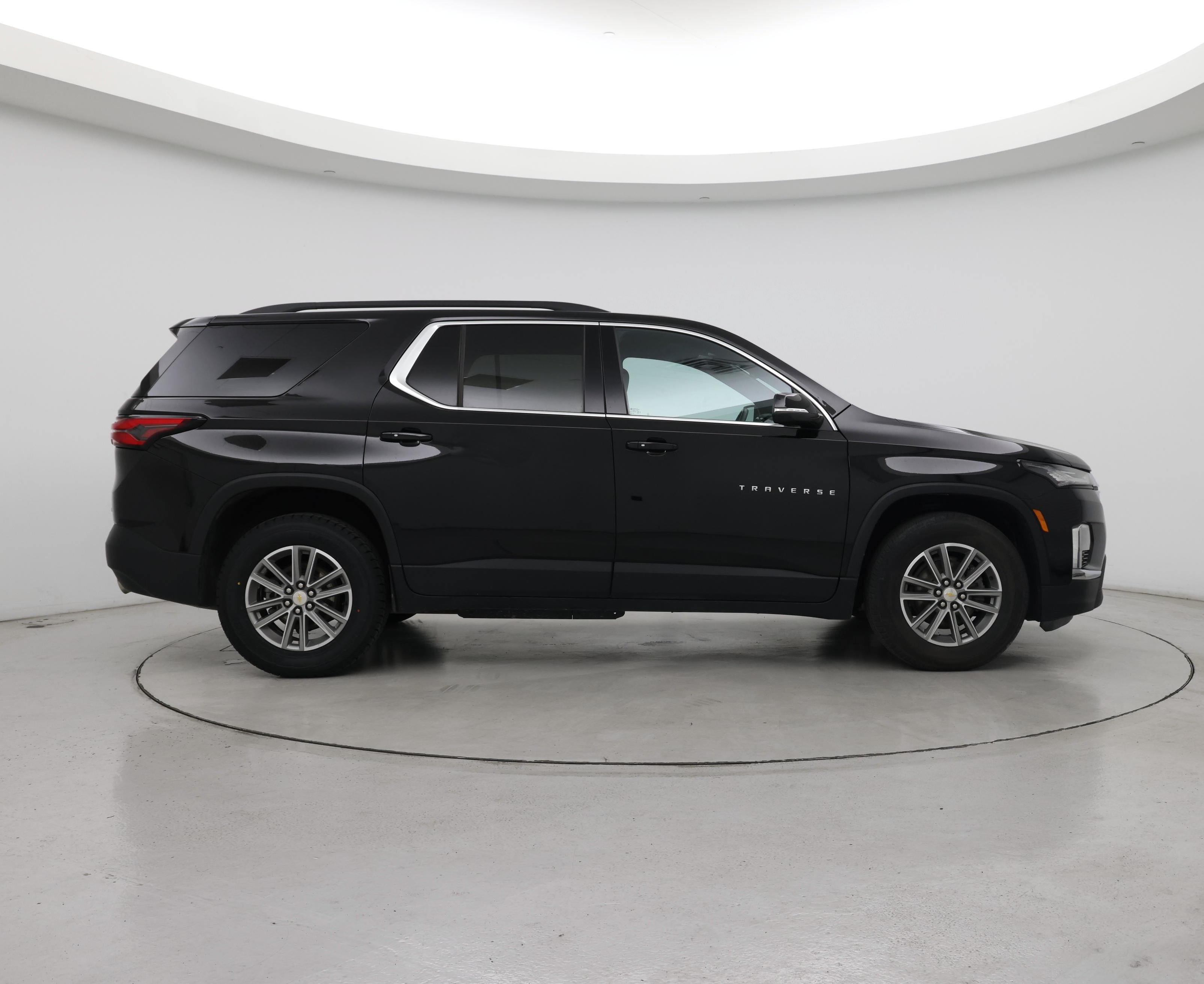 Thumbnail: 2023 Chevrolet Traverse - 7