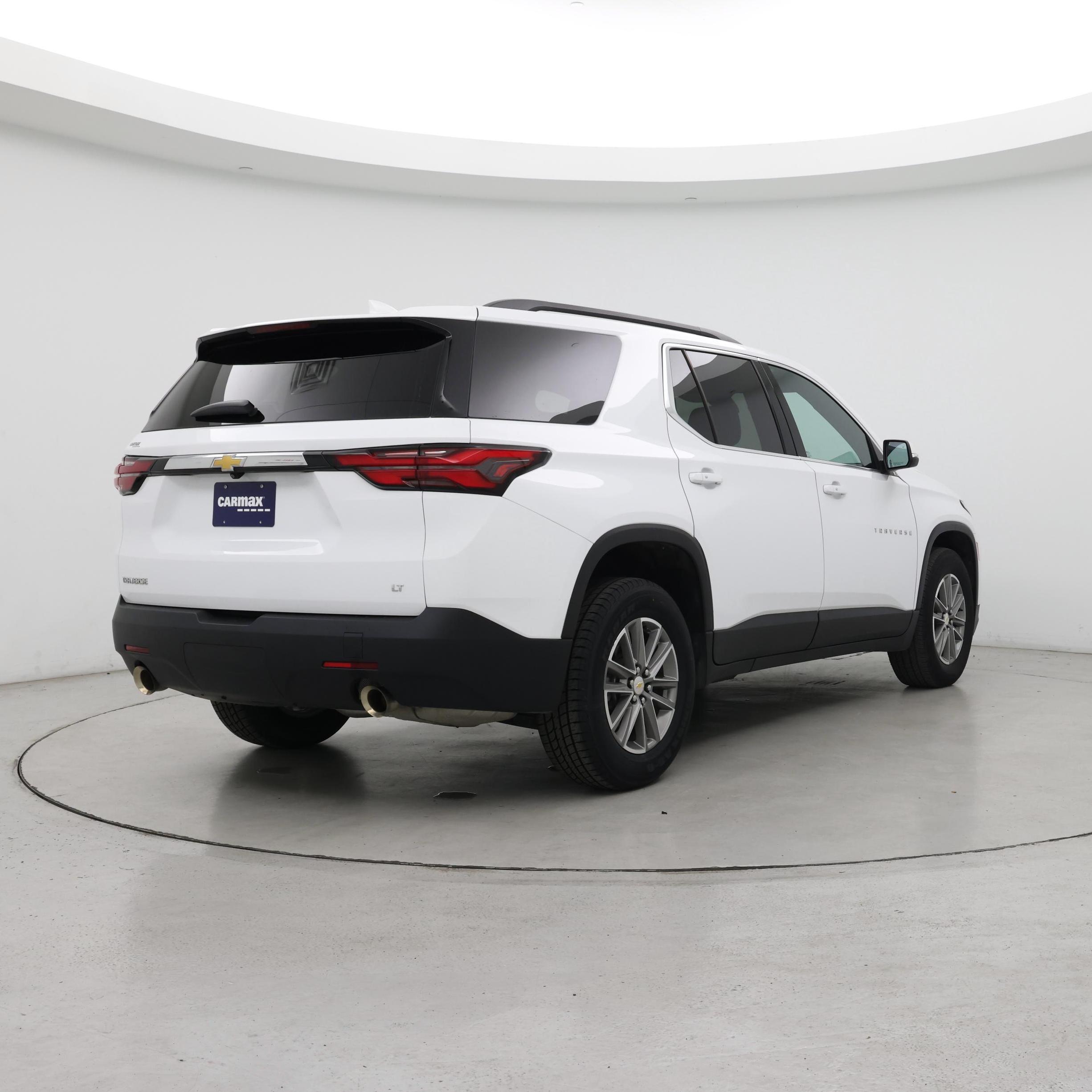 Thumbnail: 2023 Chevrolet Traverse - 8