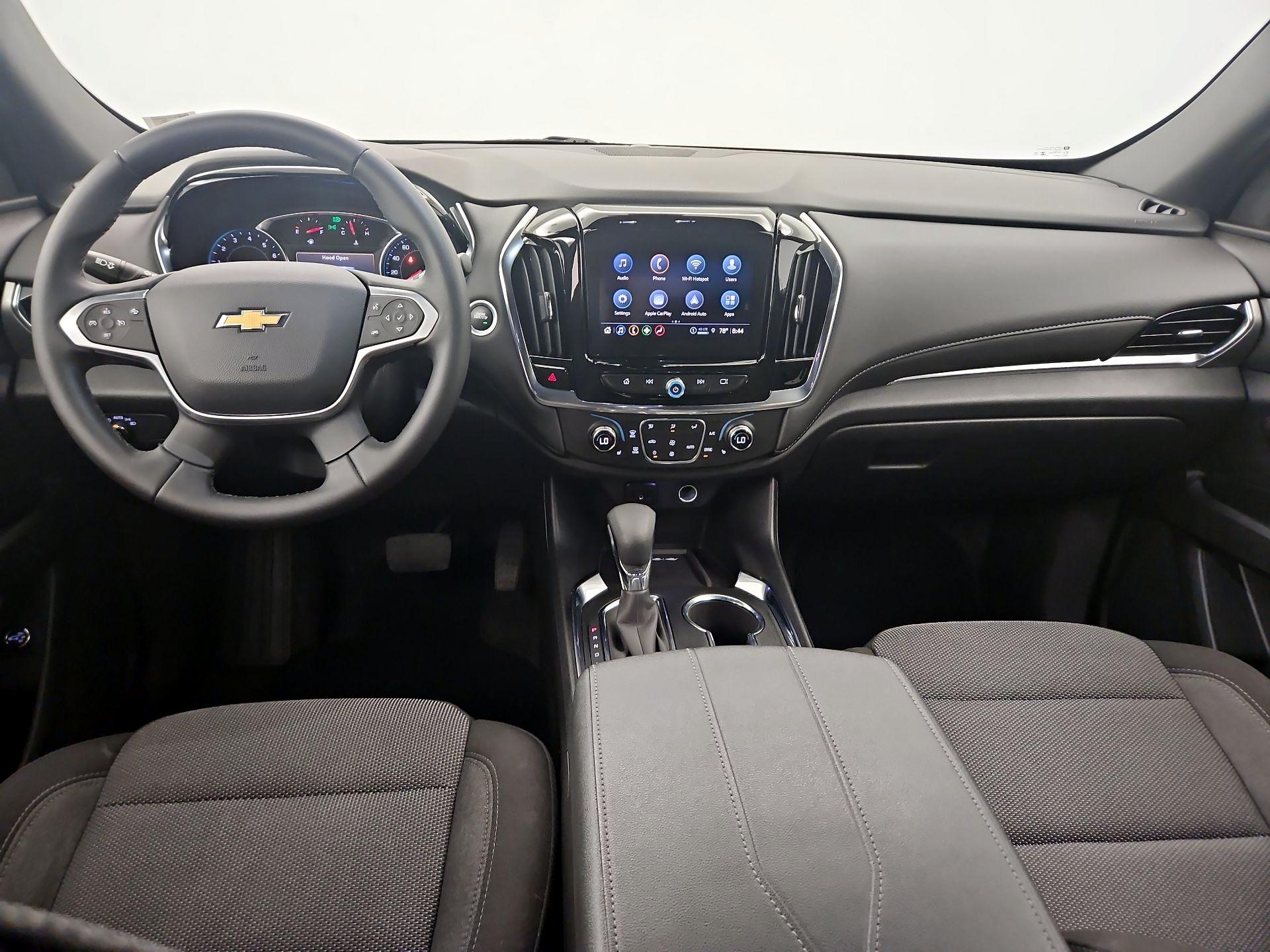 Thumbnail: 2023 Chevrolet Traverse - 9