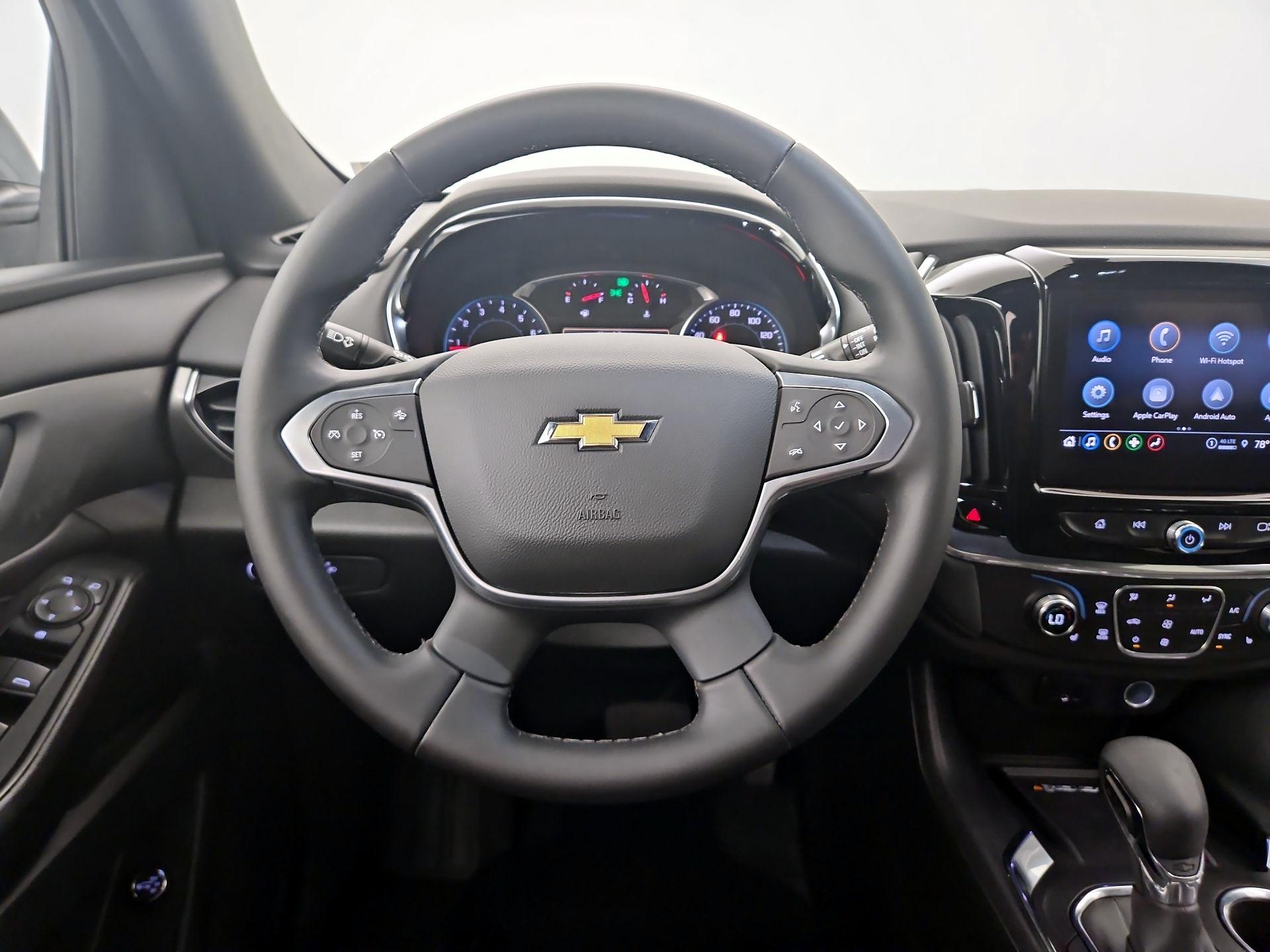 Thumbnail: 2023 Chevrolet Traverse - 10