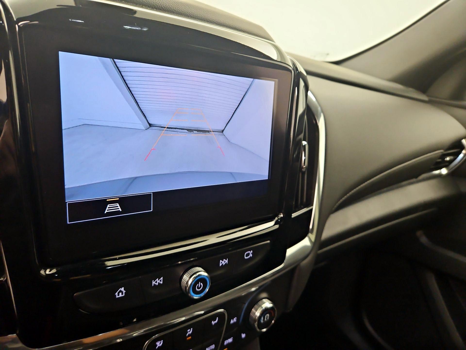 Thumbnail: 2023 Chevrolet Traverse - 14